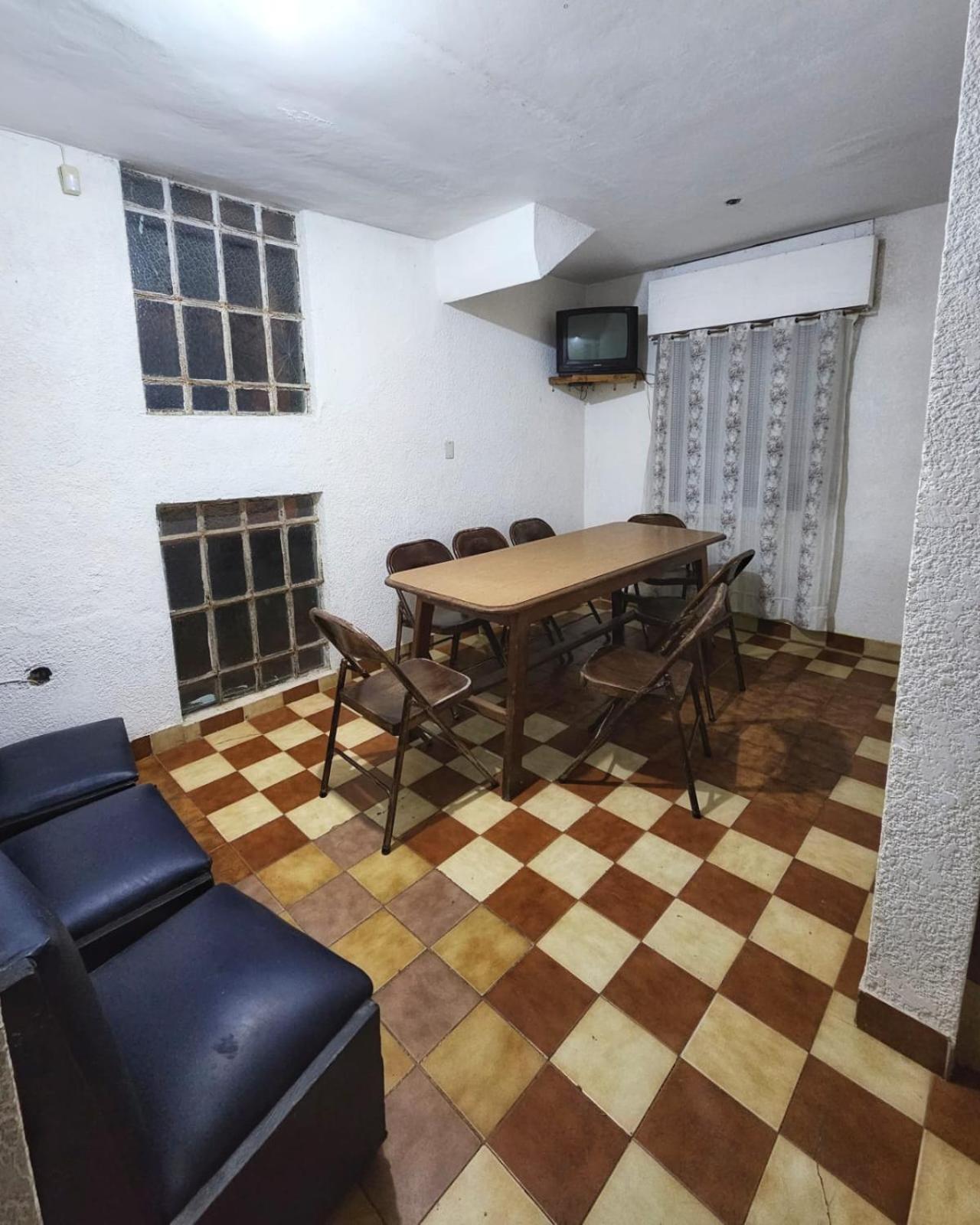 Con SEÑA Previa, Alquiler de Sábado a Sábado, Fanuchito Dto primer piso,
