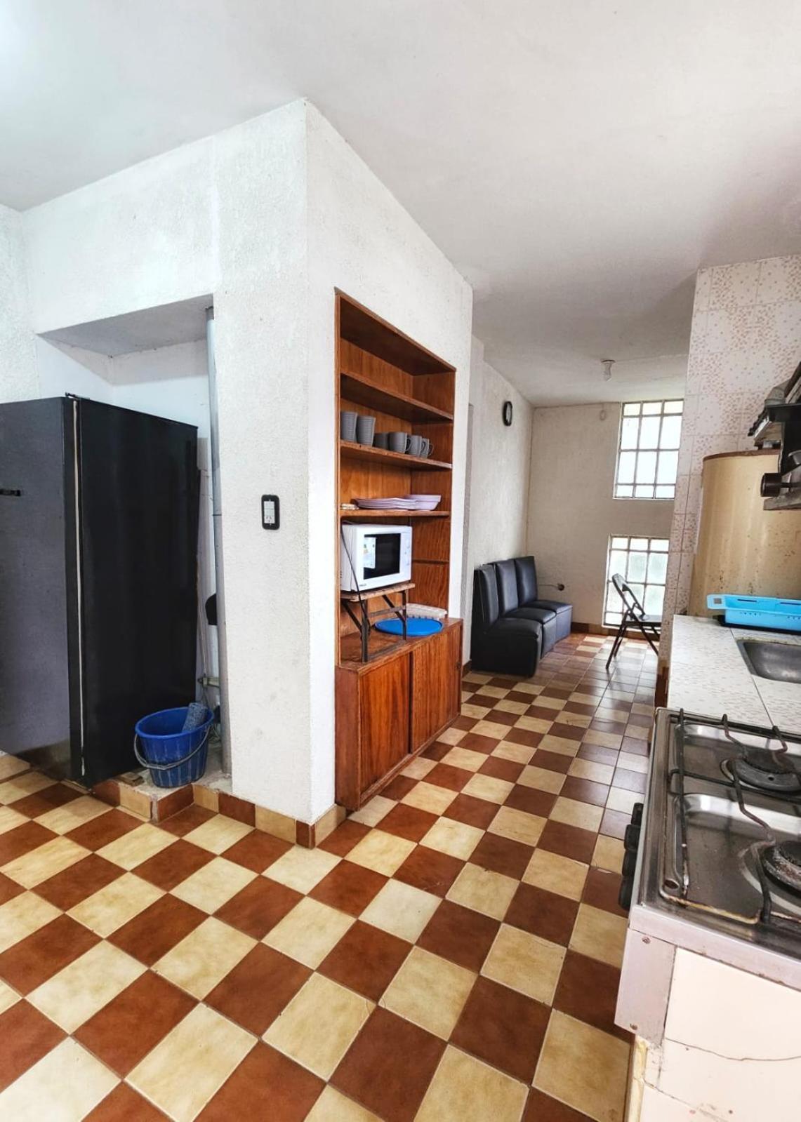 Con SEÑA Previa, Alquiler de Sábado a Sábado, Fanuchito Dto primer piso,