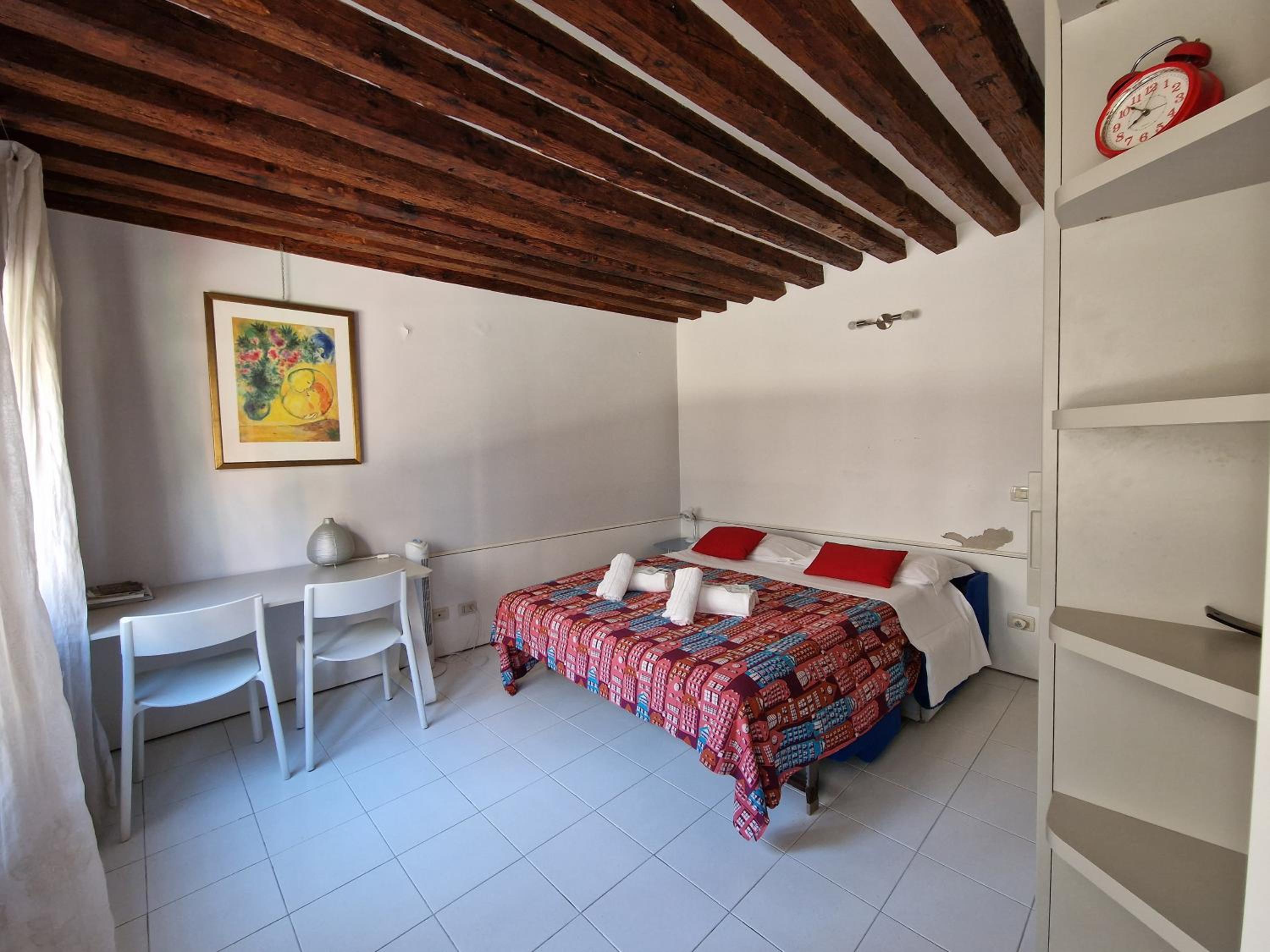 Veneziacentopercento Apartments & Rooms