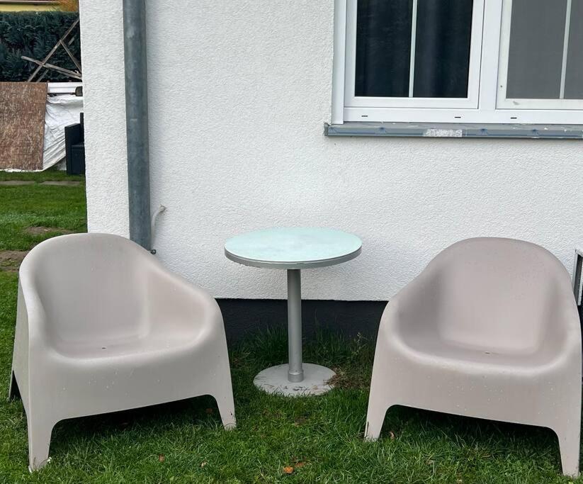 Schönes 2 Zimmer Apartment an der Stadt Grenze mit Klimaanlage