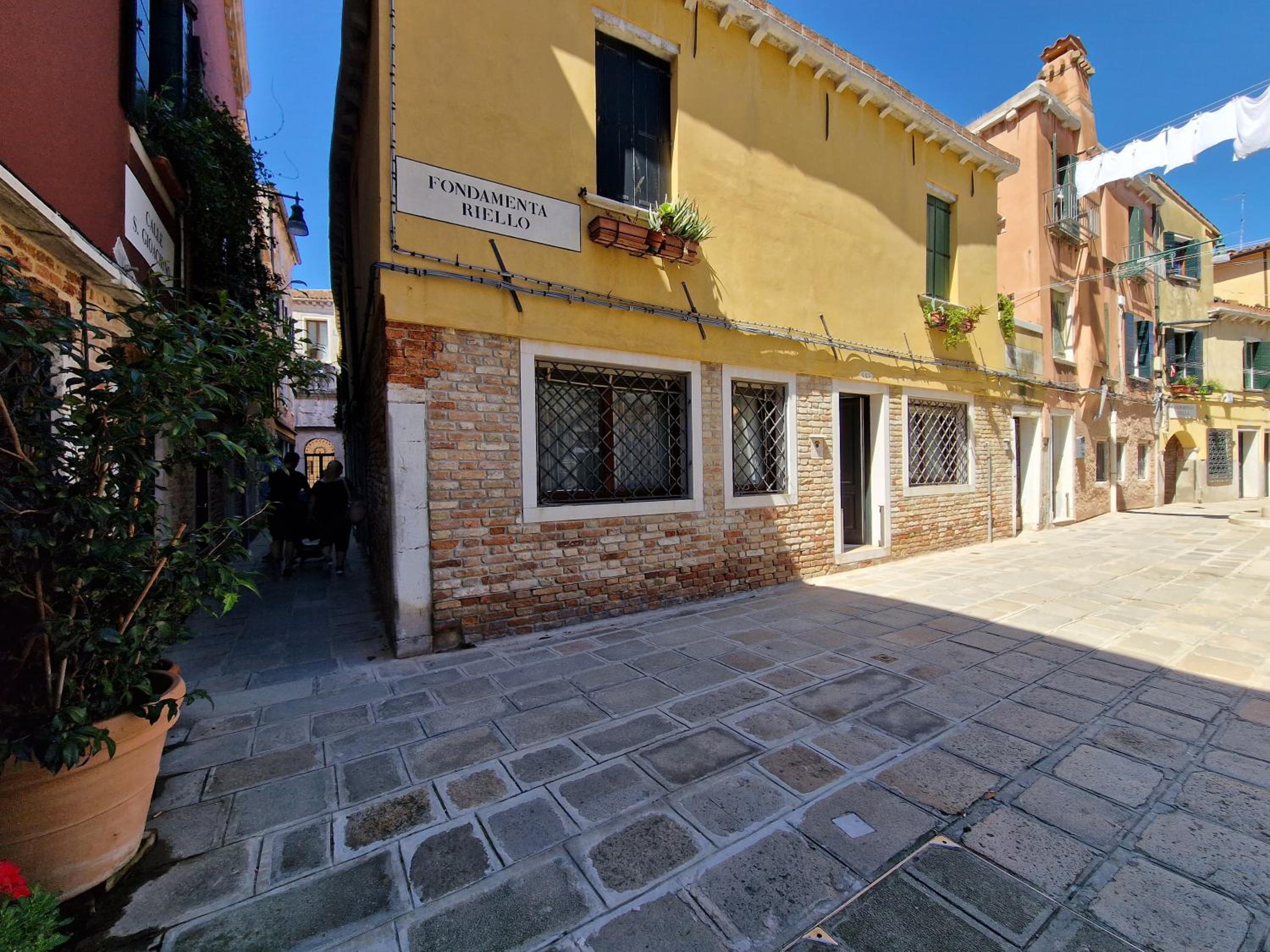 Veneziacentopercento Apartments & Rooms