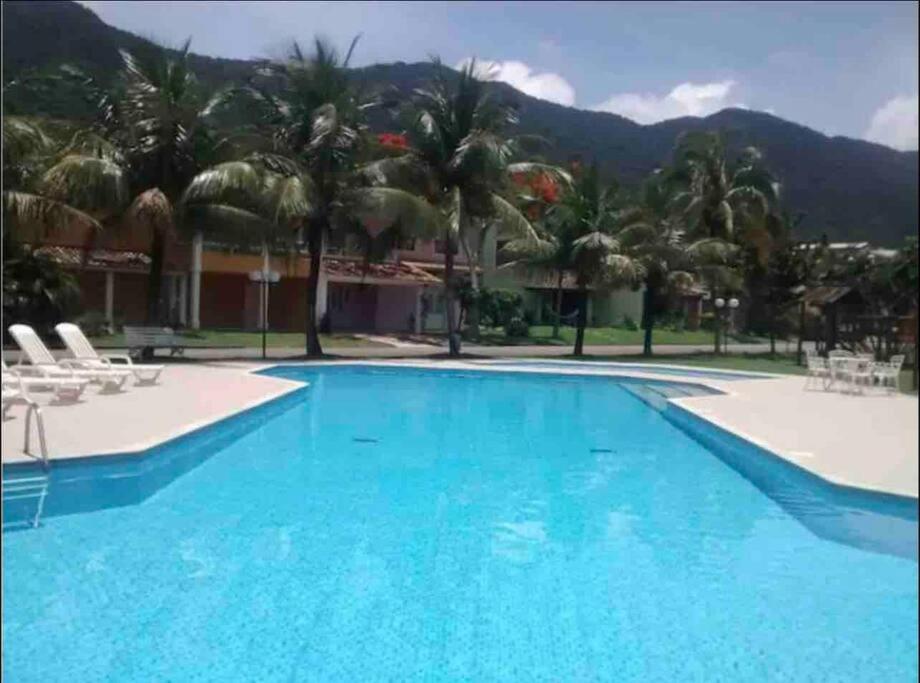 Maresias - Condomínio Fechado