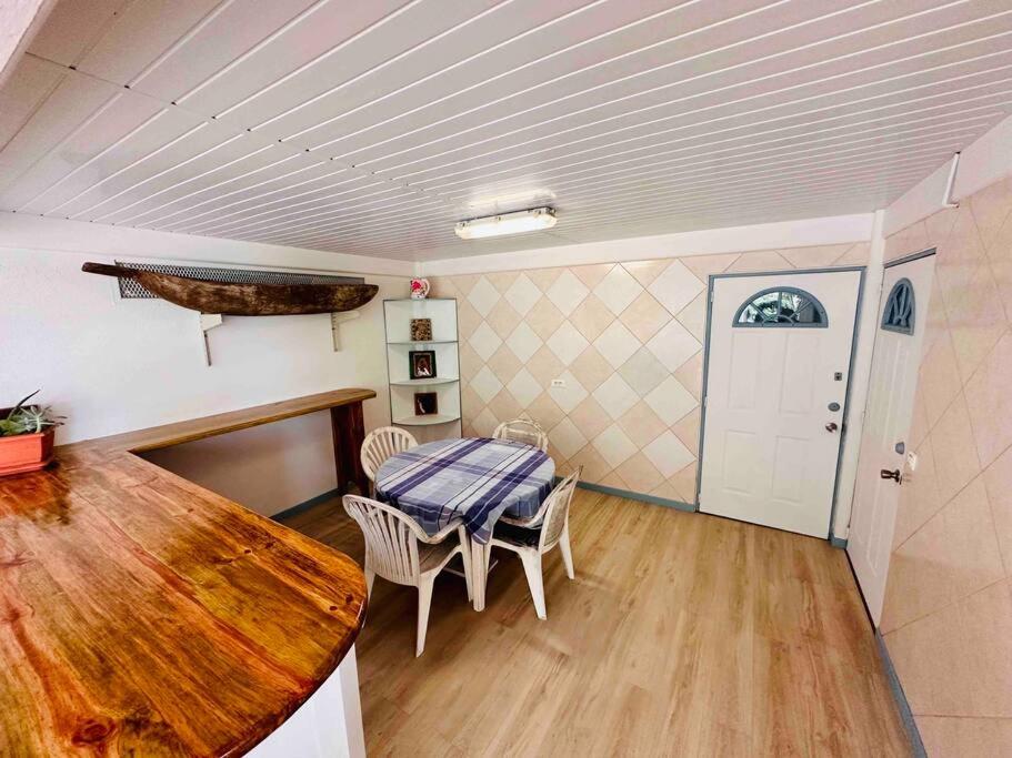 Meri Lodge Huahine (Mamado’s House)