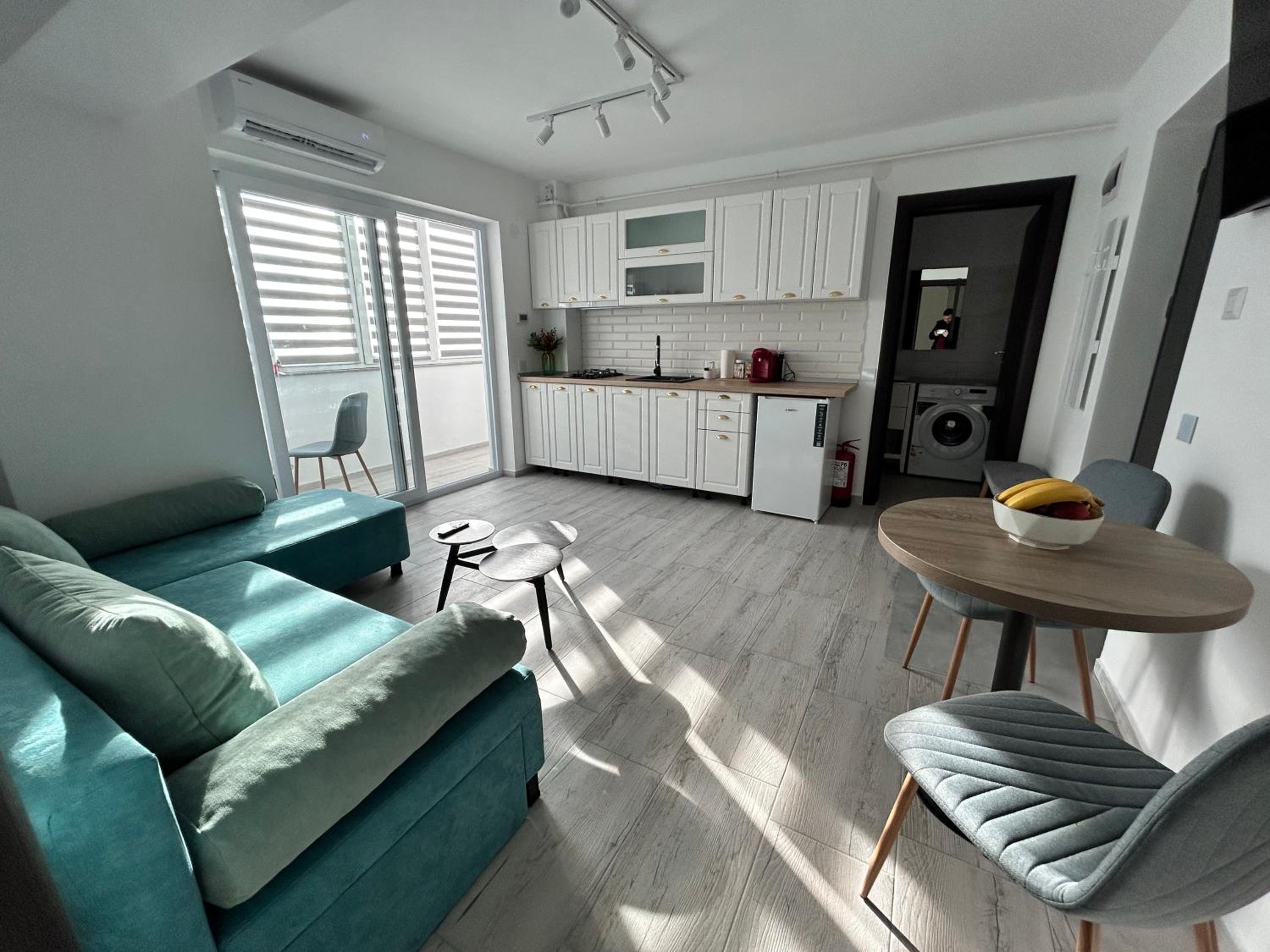 1 Mai - Luxury Park Apartments - Self Check-in - Private parking - 2 view 4