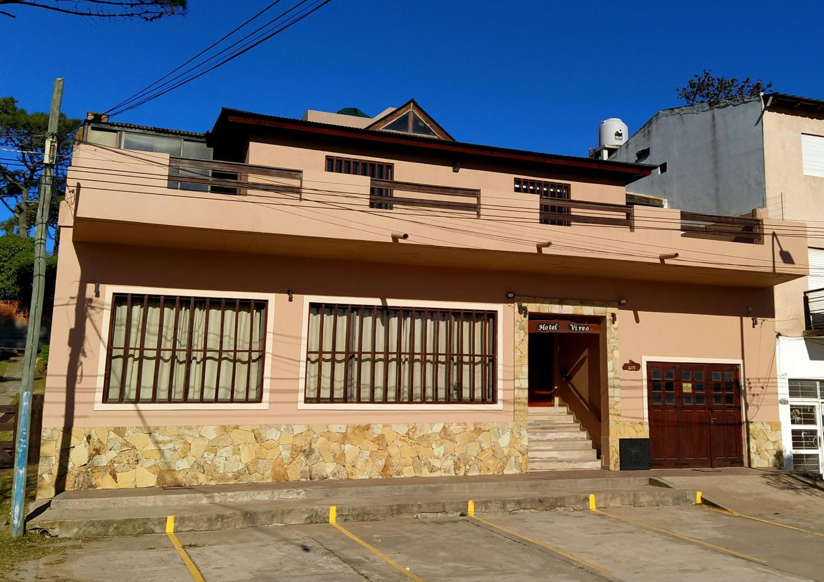 Hotel Vireo