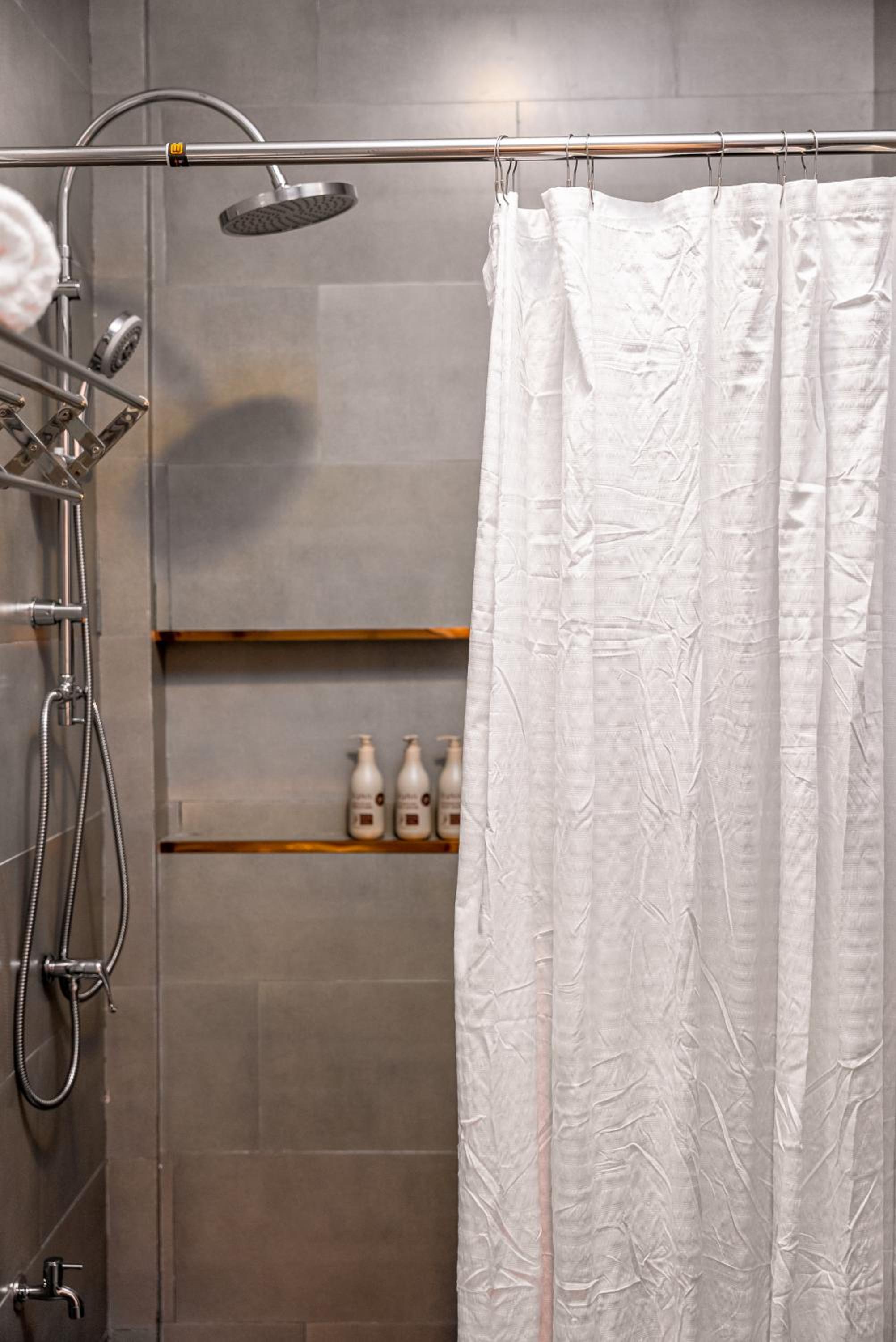 Holiday Crib photo 4