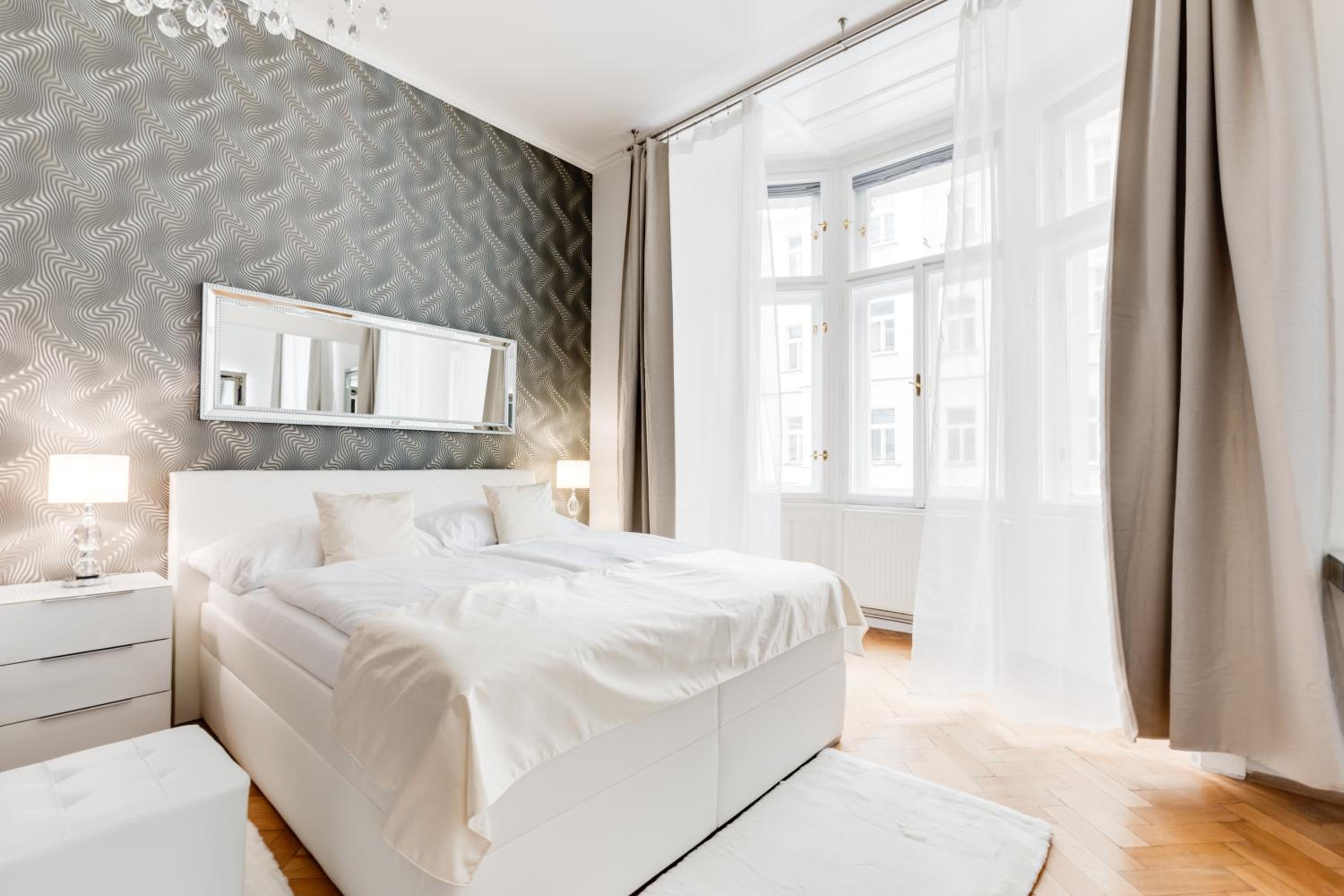 Luxury Riverside Apartments In The Center Of Prague