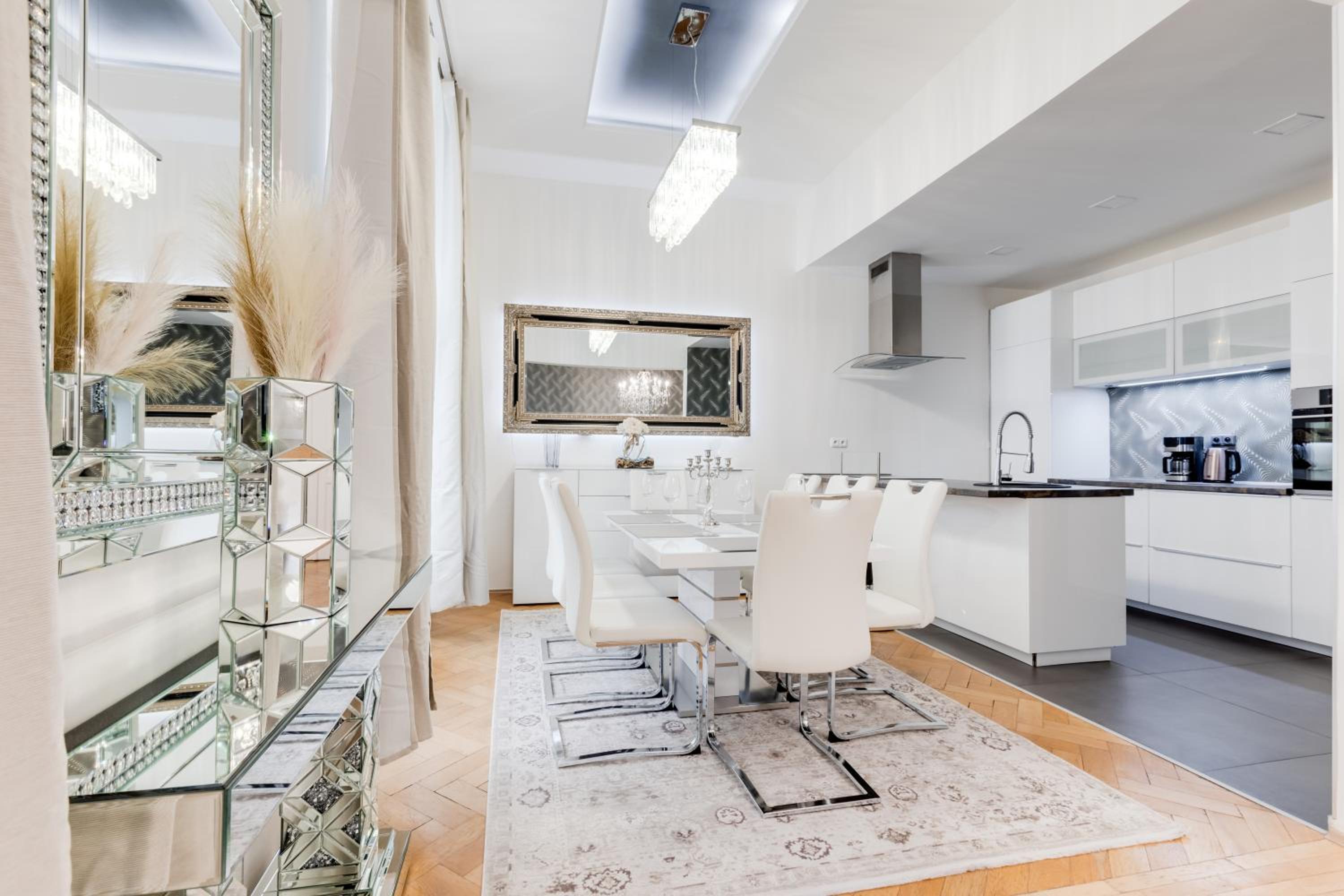 Luxury Riverside Apartments In The Center Of Prague