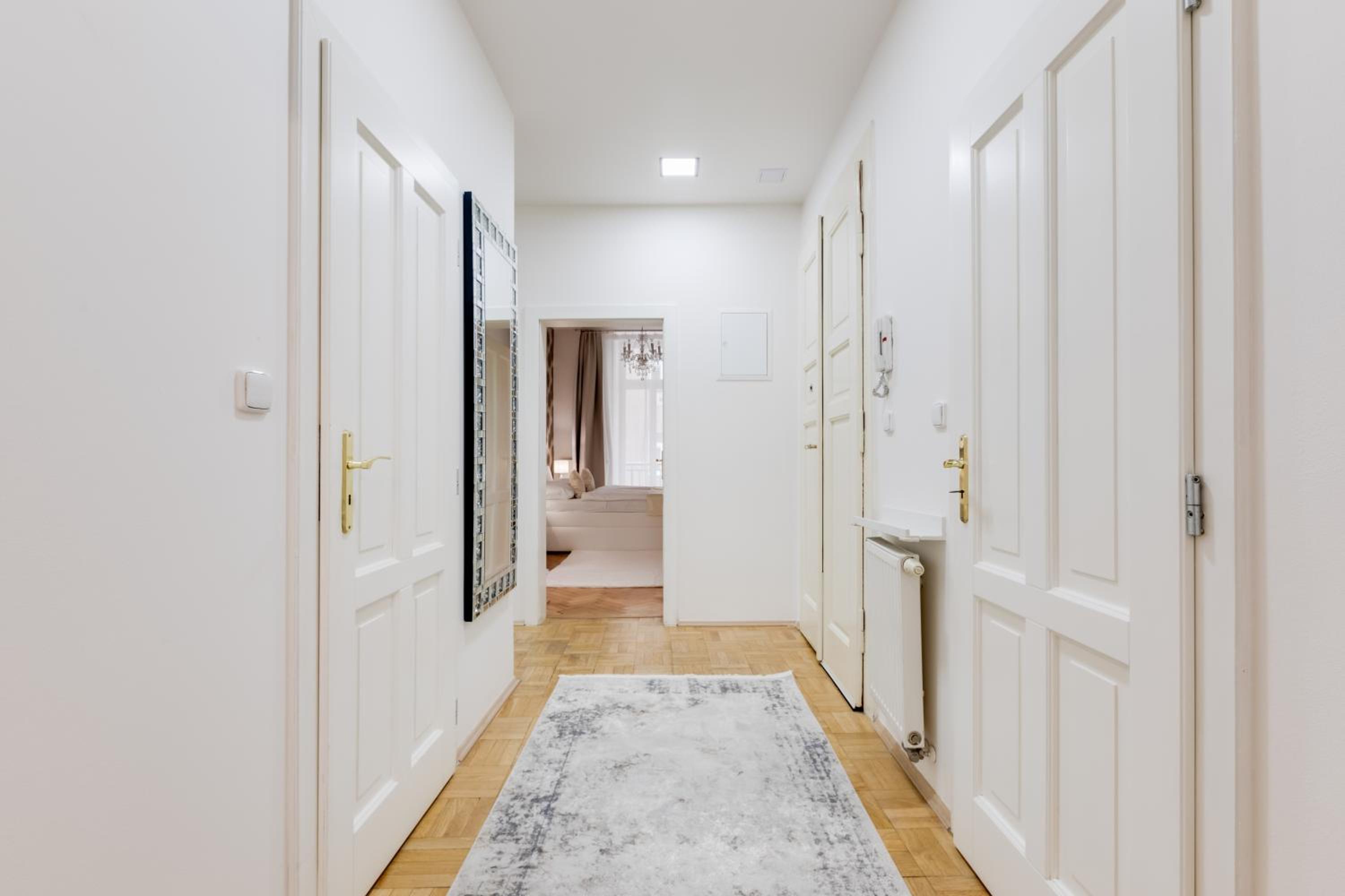 Luxury Riverside Apartments In The Center Of Prague