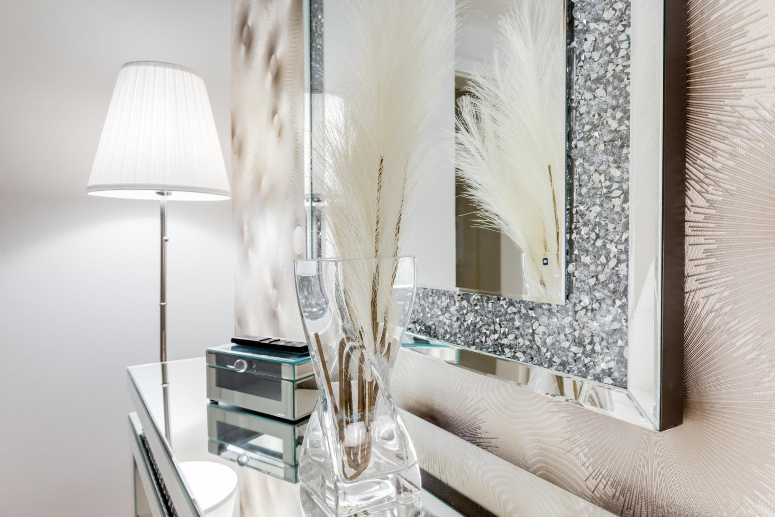 Luxury Riverside Apartments In The Center Of Prague