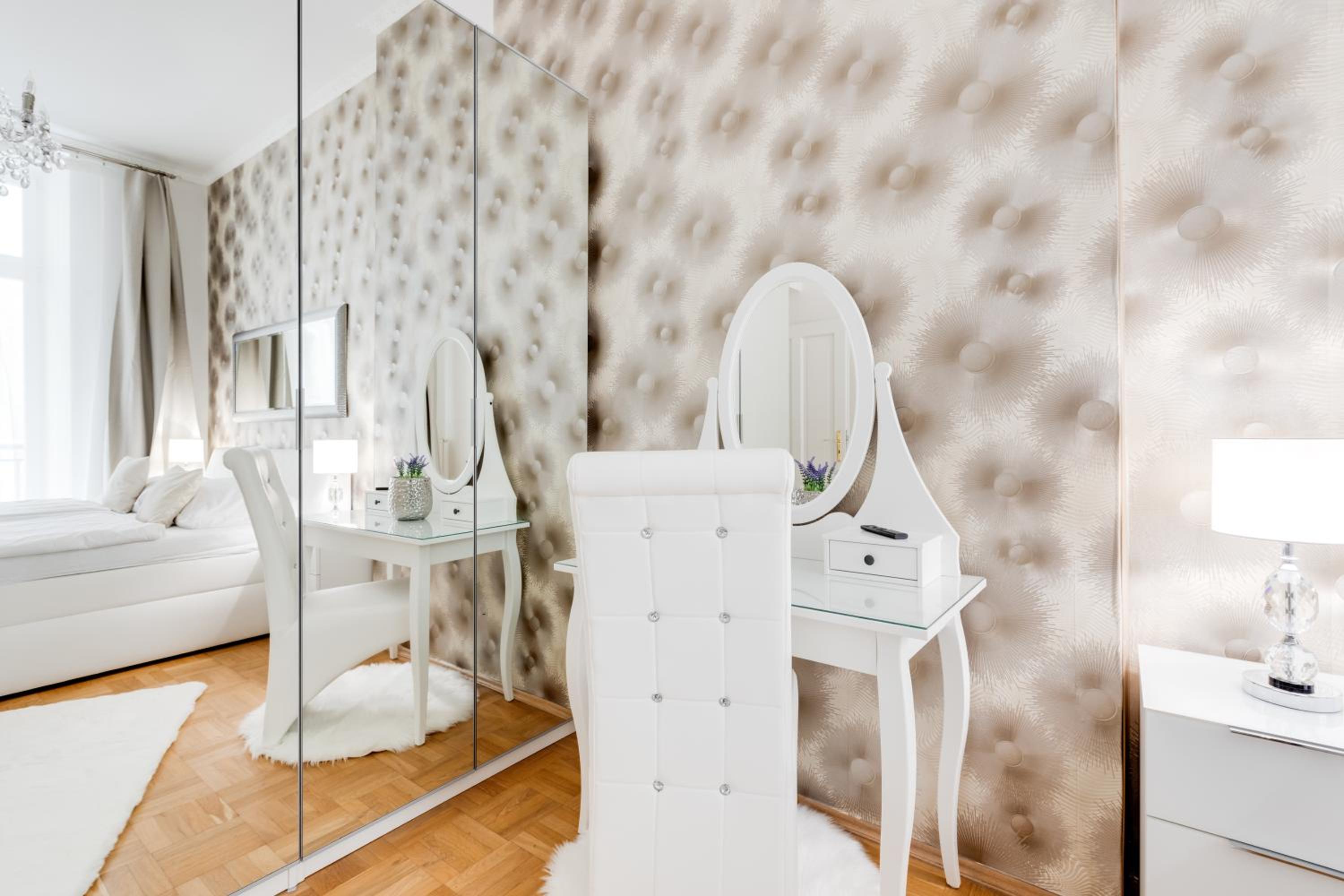 Luxury Riverside Apartments In The Center Of Prague