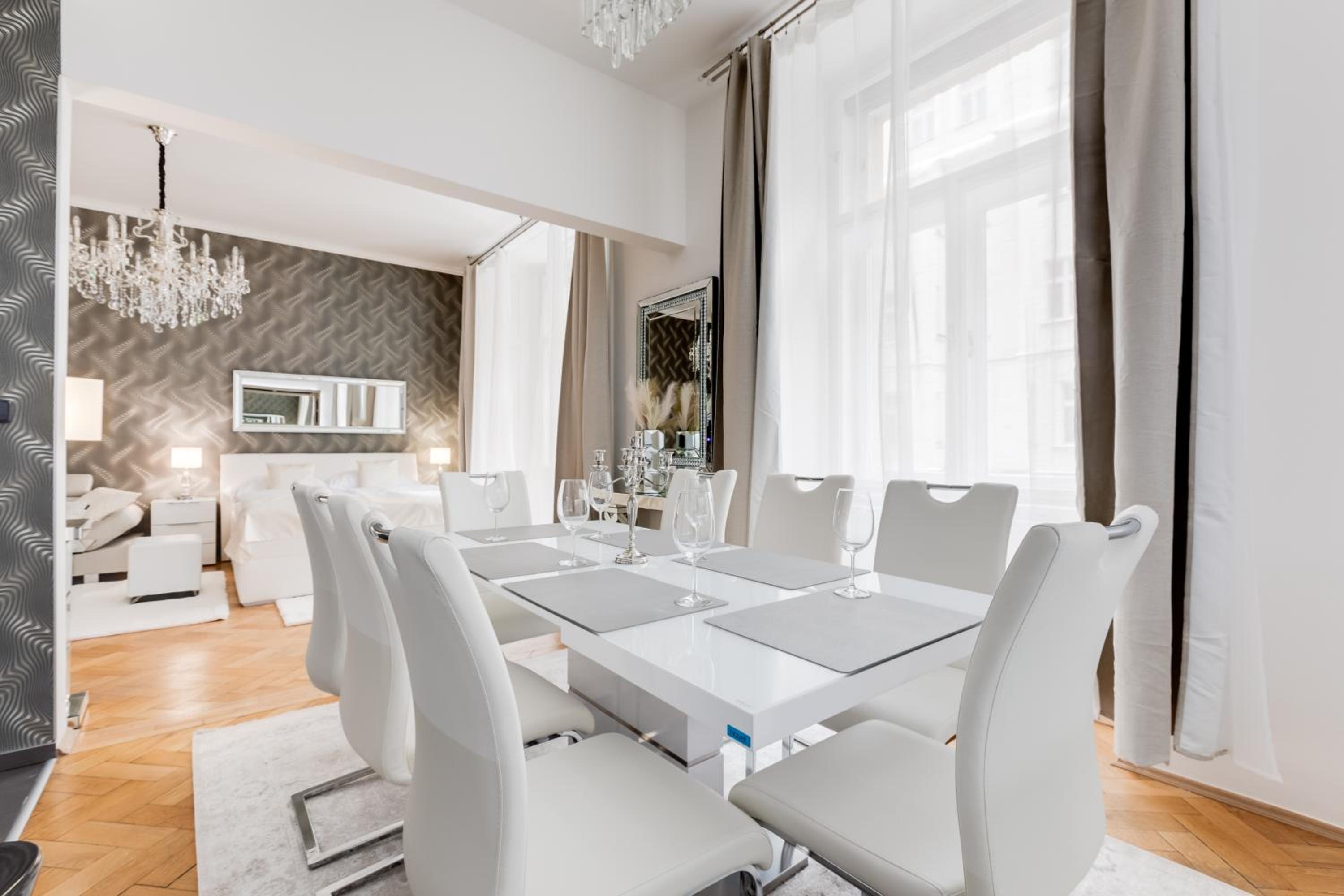Luxury Riverside Apartments In The Center Of Prague