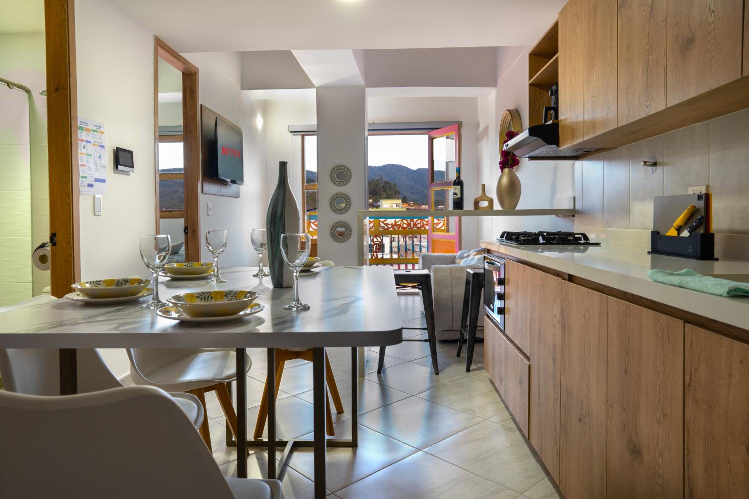 Apartamento 401 - Terraza con Jacuzzi - 3 Habitaciones - Rentas Cortas Gerencial