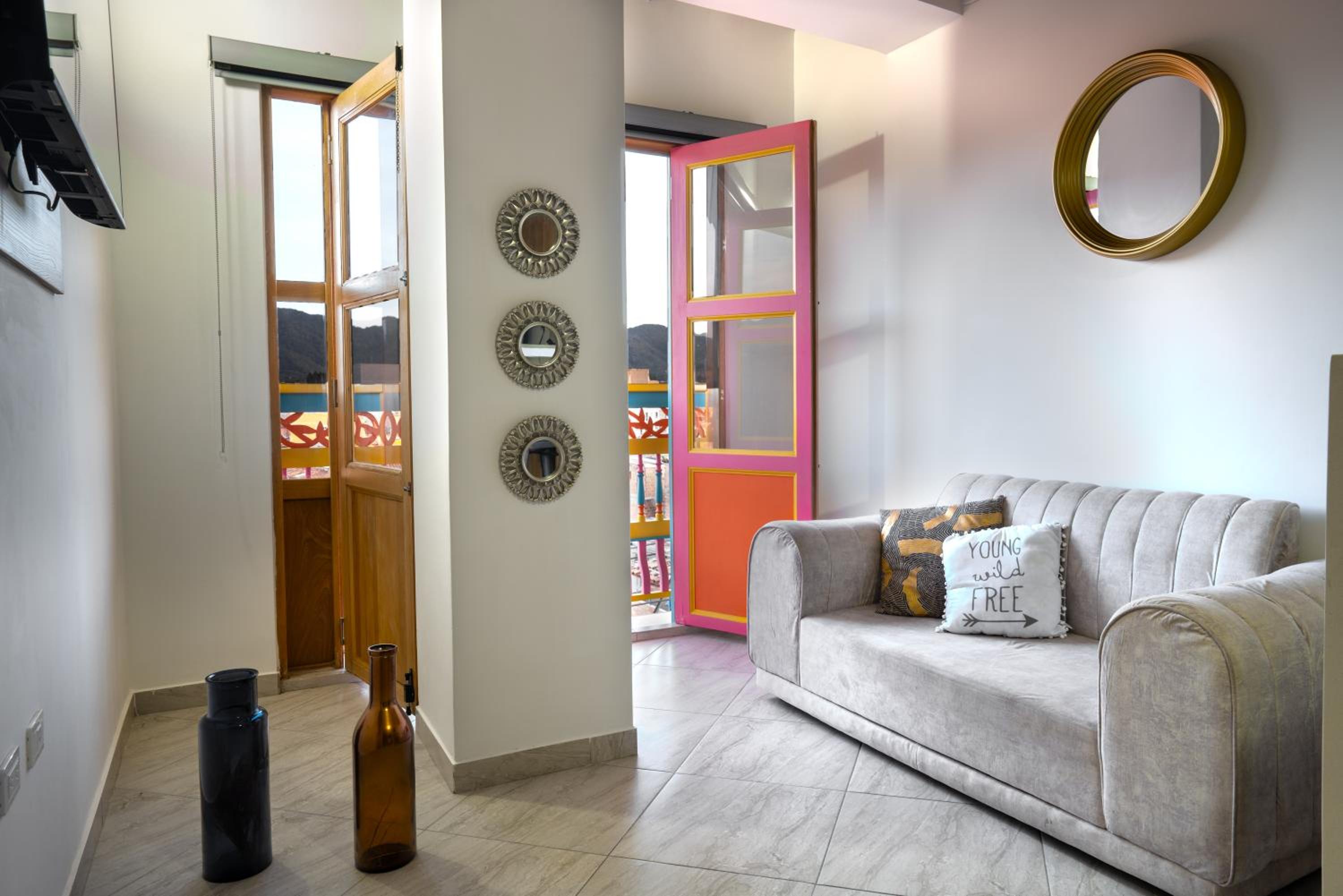 Apartamento 401 - Terraza con Jacuzzi - 3 Habitaciones - Rentas Cortas Gerencial