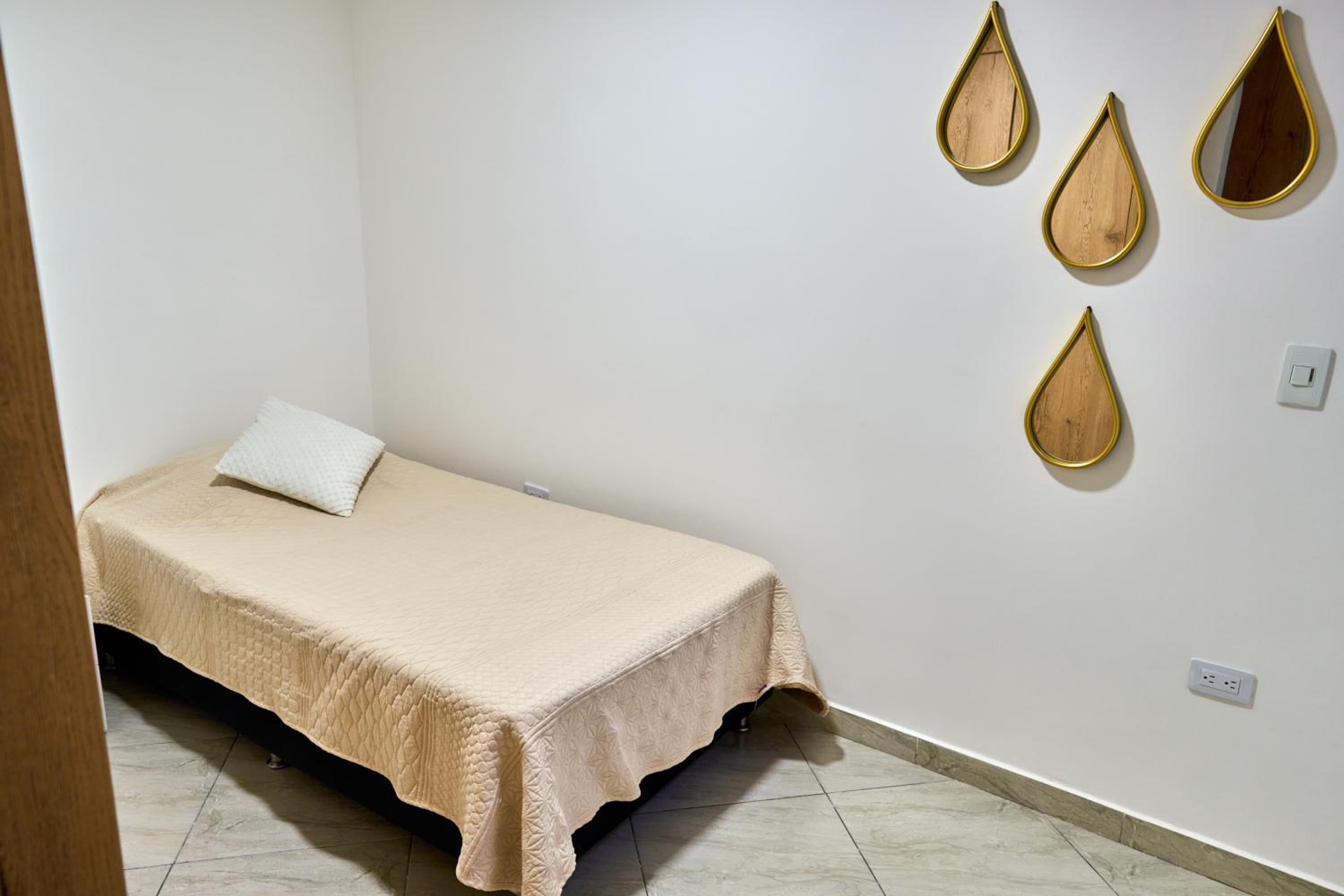 Apartamento 401 - Terraza con Jacuzzi - 3 Habitaciones - Rentas Cortas Gerencial