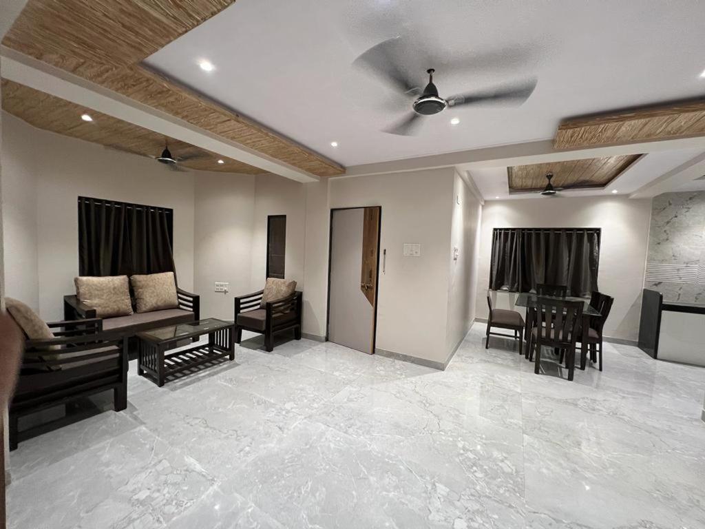 WoodRose Villa