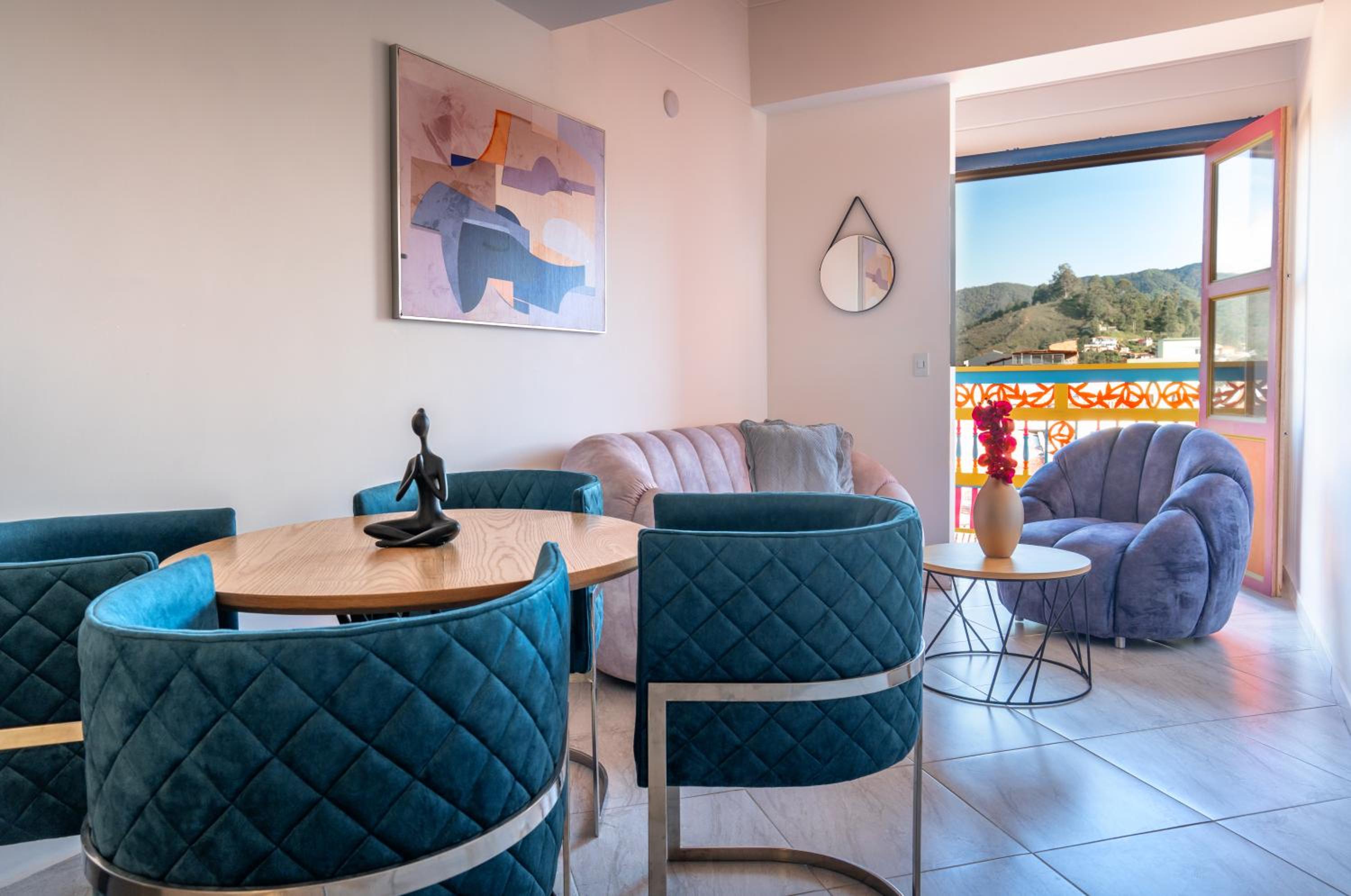 Apartamento 402 - Terraza con Jacuzzi - 3 Habitaciones - Rentas Cortas Gerencial