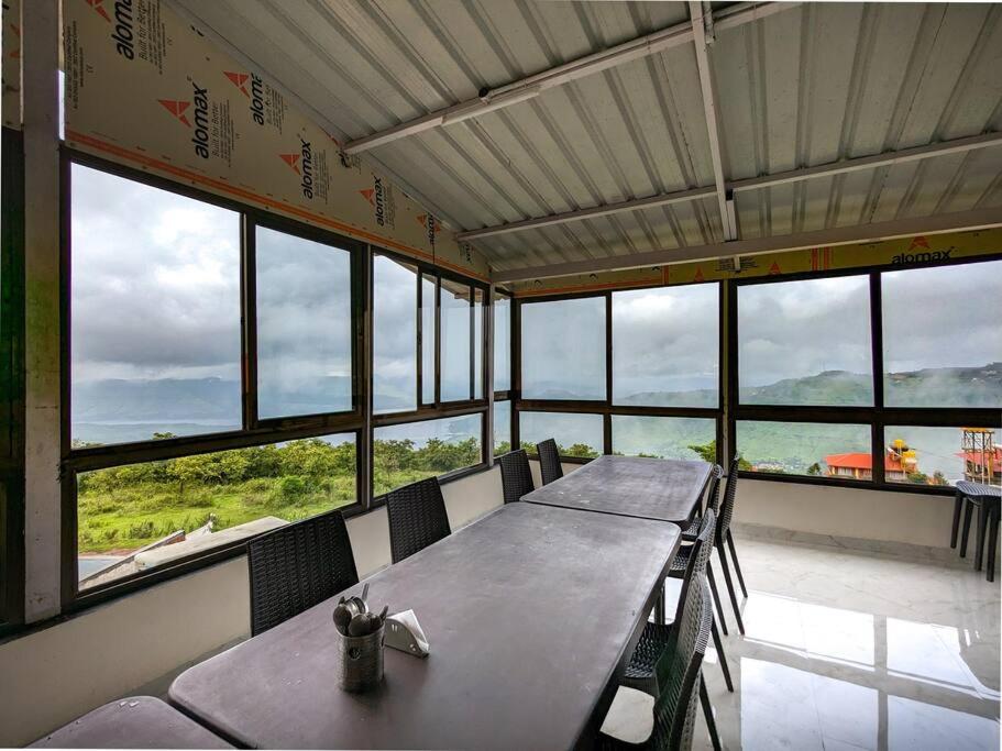 Sunrise Villa 4 BHK With Infinity View view 5