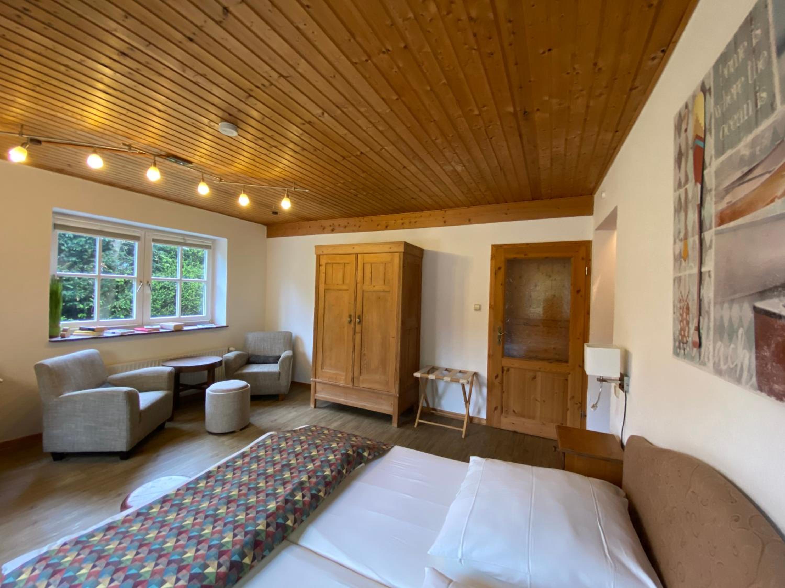Schumacher's Landhaus - Bücherhotel