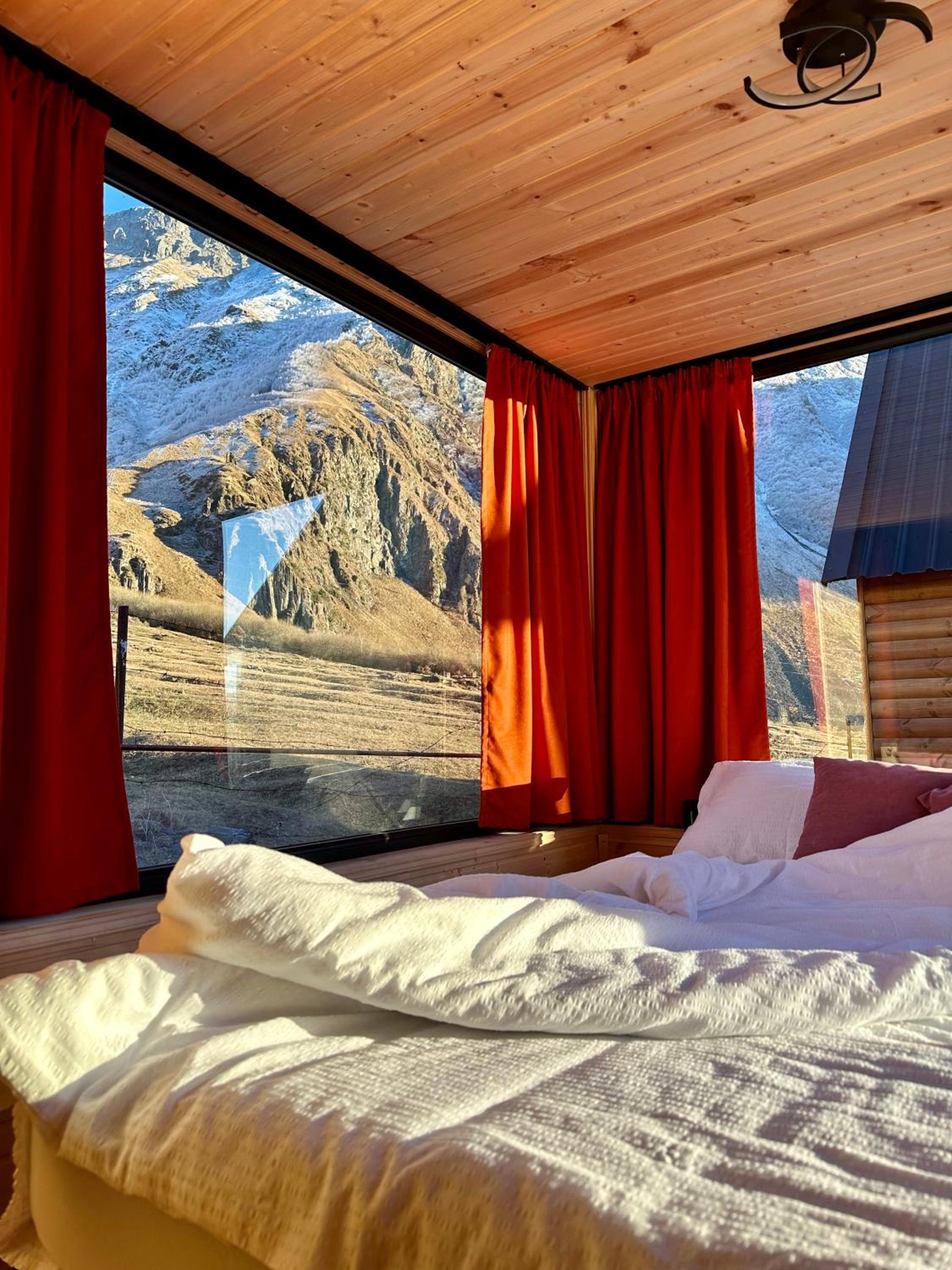 Kazbegi Inn Cottages
