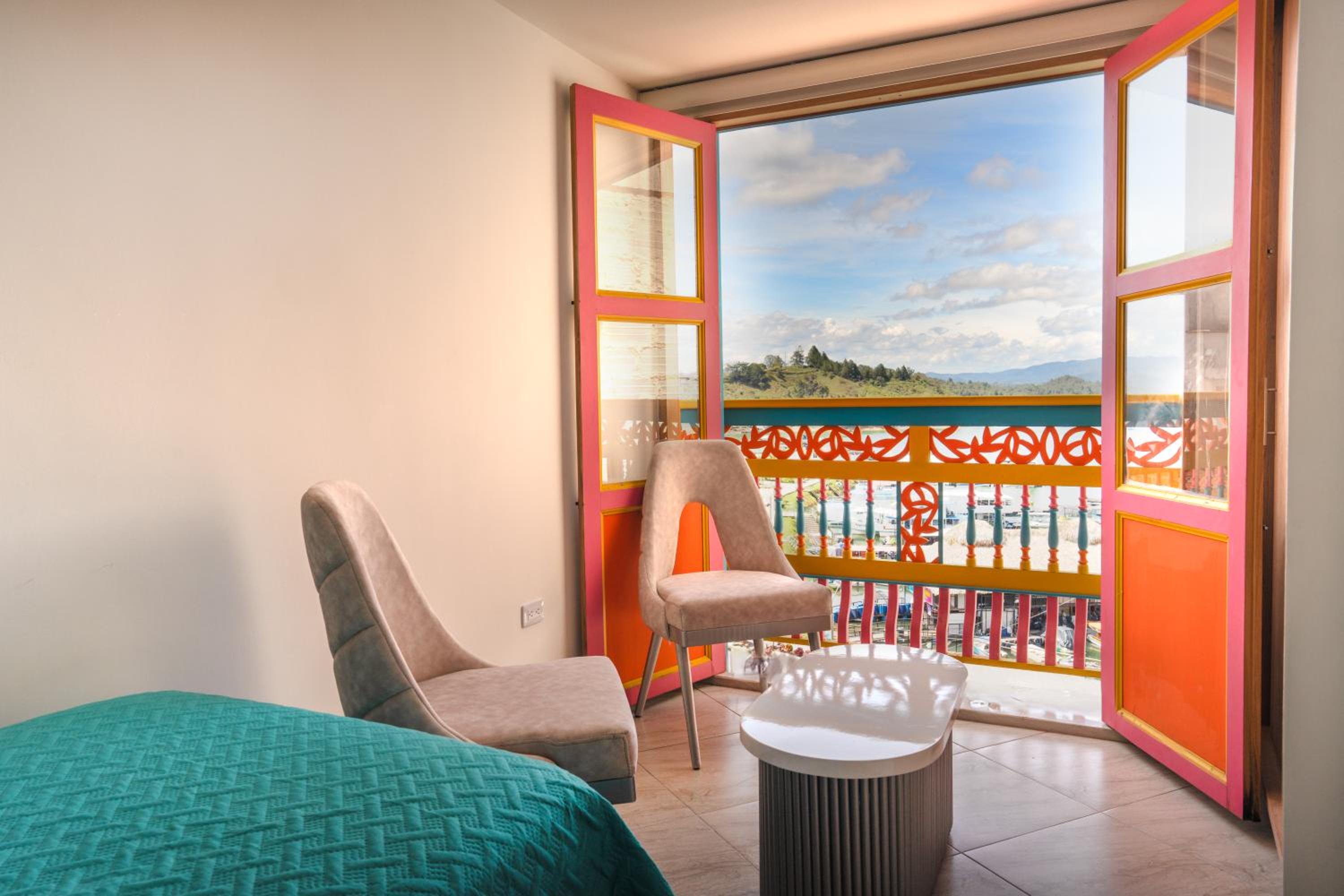 Apartamento 404 - Terraza con Jacuzzi - 3 Habitaciones - Rentas Cortas Gerencial