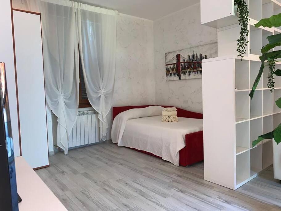 CASA CLAUDY en Vimodrone — hotel room