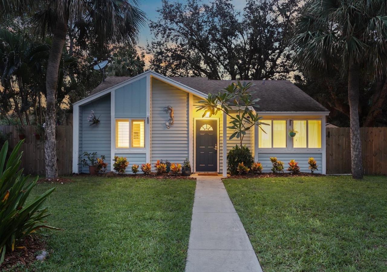 House in Jupiter, FL near stadium and beach