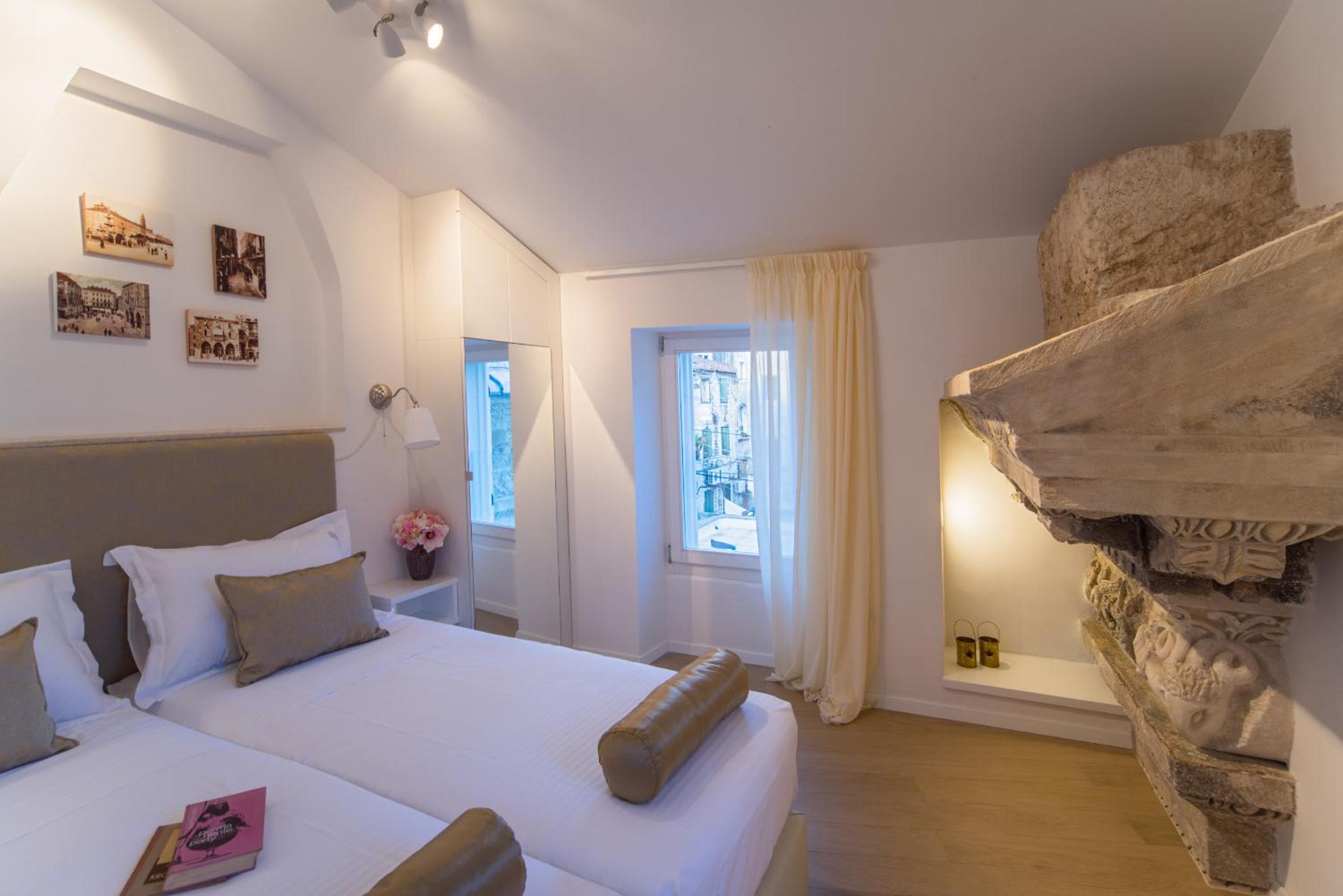 Apartment Roman Heritage view 4