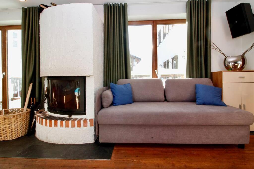 Skilounge Zürs direkt beim Skilift