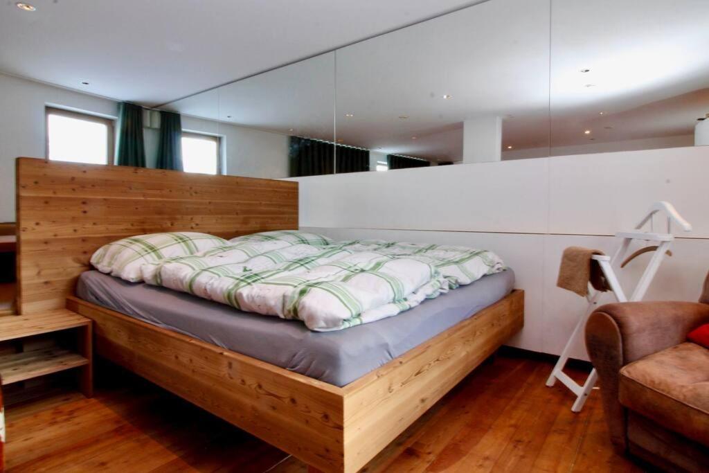 Skilounge Zürs direkt beim Skilift