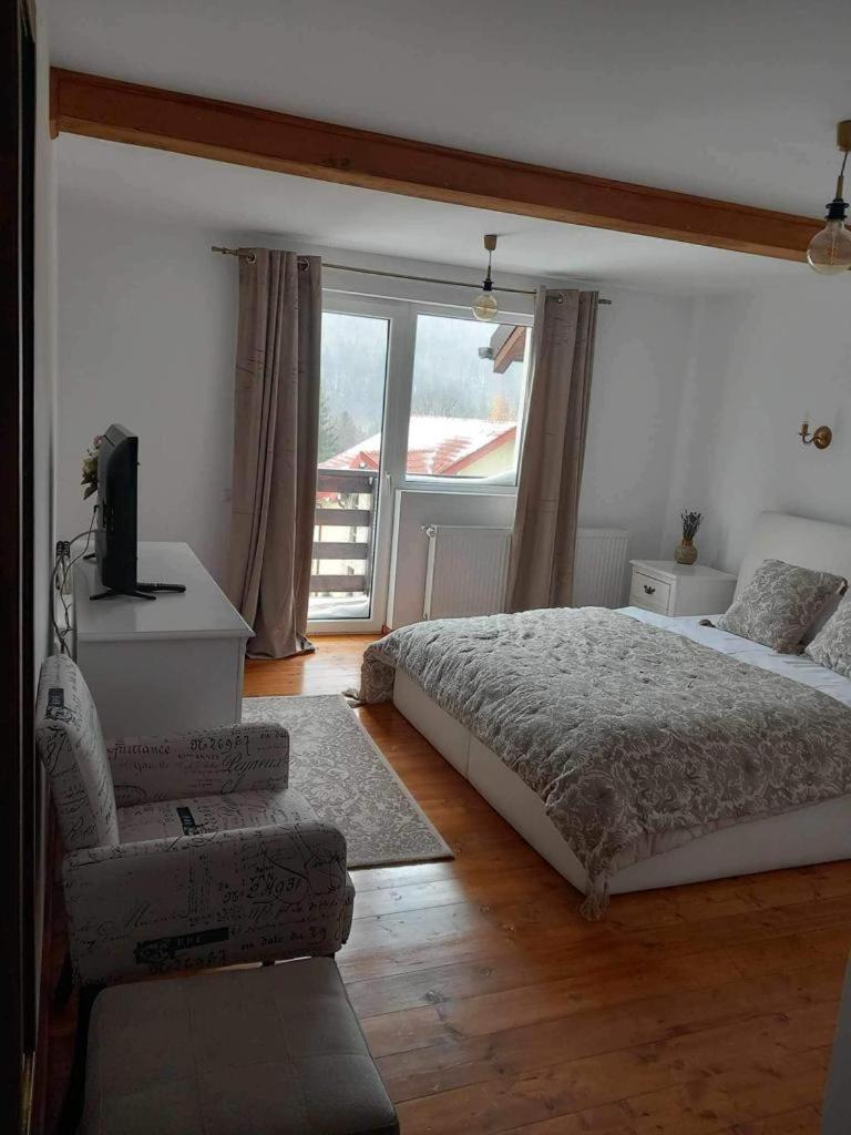 Vila Miro Monte view 2