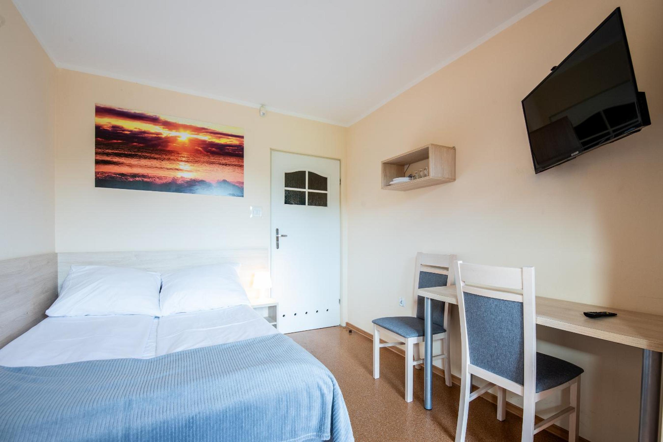 Rajska Mierzeja , SAUNA , JAKUZZI ,BASEN Z PODGRZEWANĄ WODĄ , KLIMATYZACJA-OGRZEWANIE , PLAC ZABAW , ROWERY , TARAS