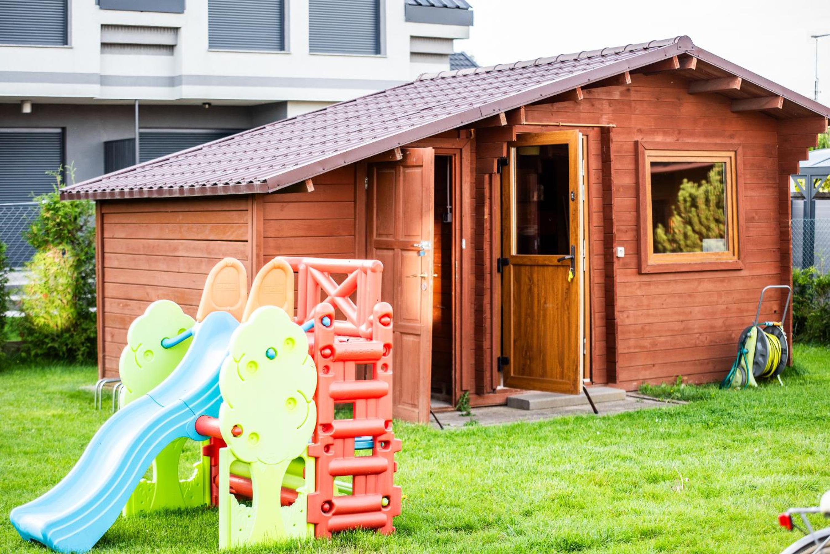 Rajska Mierzeja , SAUNA , JAKUZZI ,BASEN Z PODGRZEWANĄ WODĄ , KLIMATYZACJA-OGRZEWANIE , PLAC ZABAW , ROWERY , TARAS