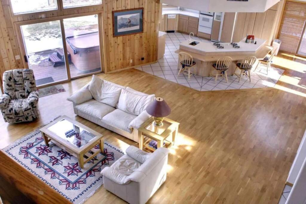 Lakefront Estate W/Stunning Views in Big Bear Lake view 5