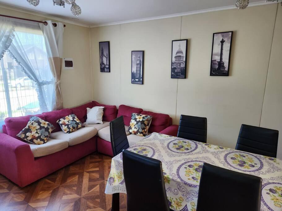 Cómoda casa con estacionamiento privado
