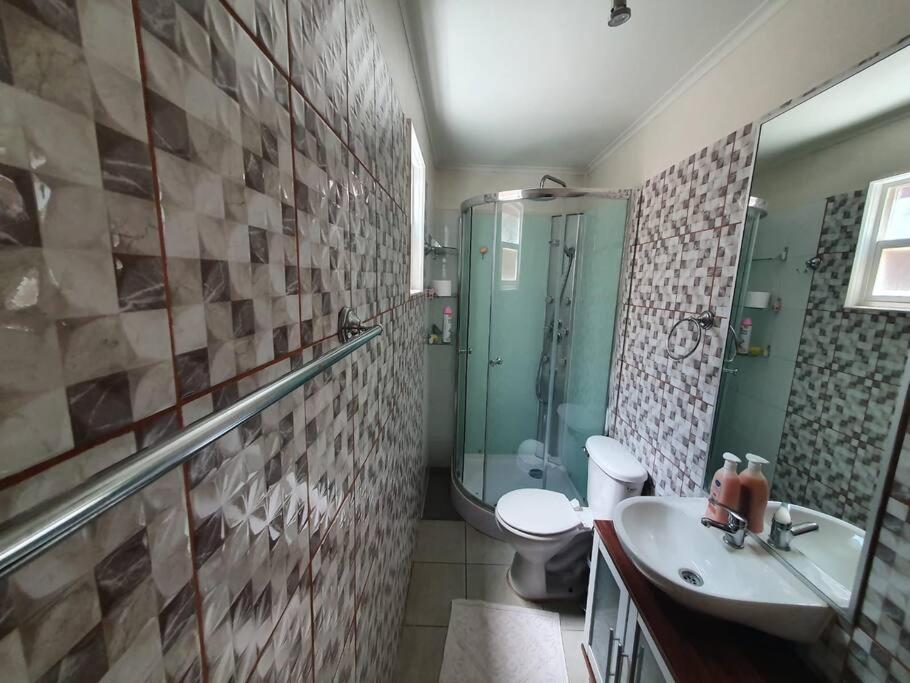 Cómoda casa con estacionamiento privado