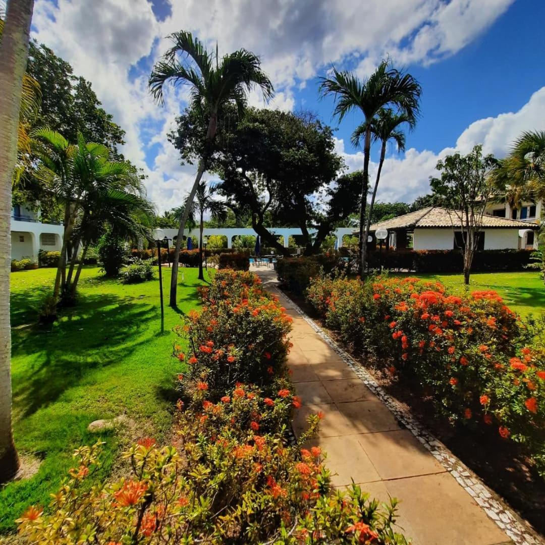 GUARAJUBA SUMMER FLAT 108 Flat Beira Mar na melhor localização de Guarajuba Faça Tudo a pé sem precisar de carro