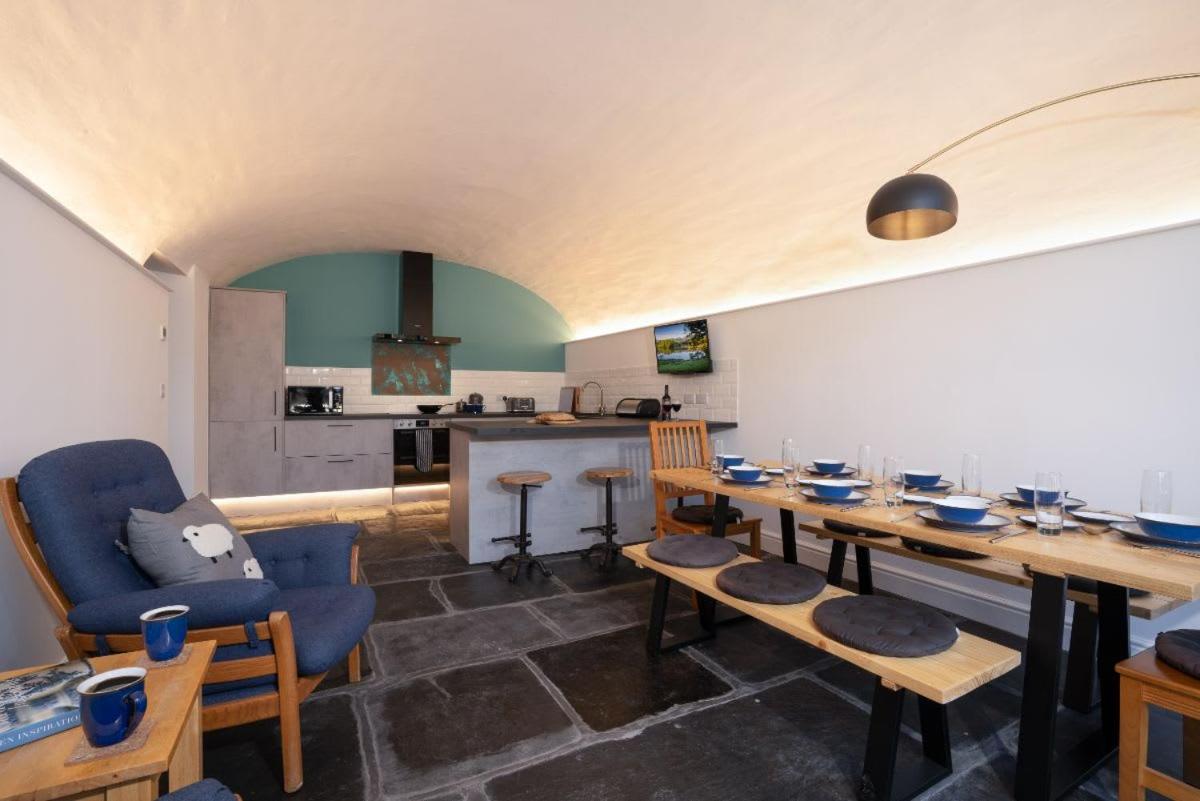 New 4 Bedroom Home at Waterhead Range by LetMeStay view 5