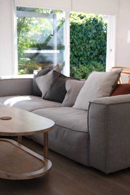 Som House 2