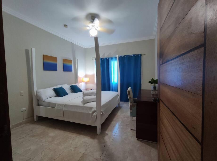 BeachFront Apartament - Private Beach Access