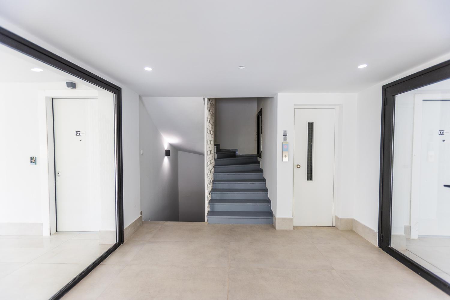 Varkiza Luxury Suites by Raise