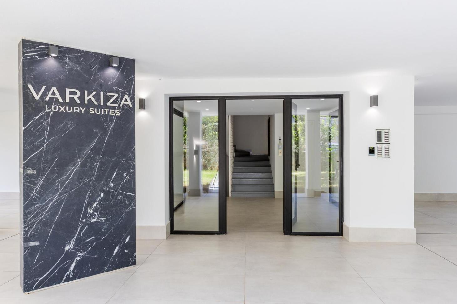 Varkiza Luxury Suites by Raise