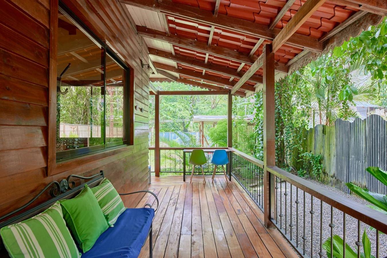 Casa Tulipan - Private 3bd, AC, Pool, Big Garden w' BBQ