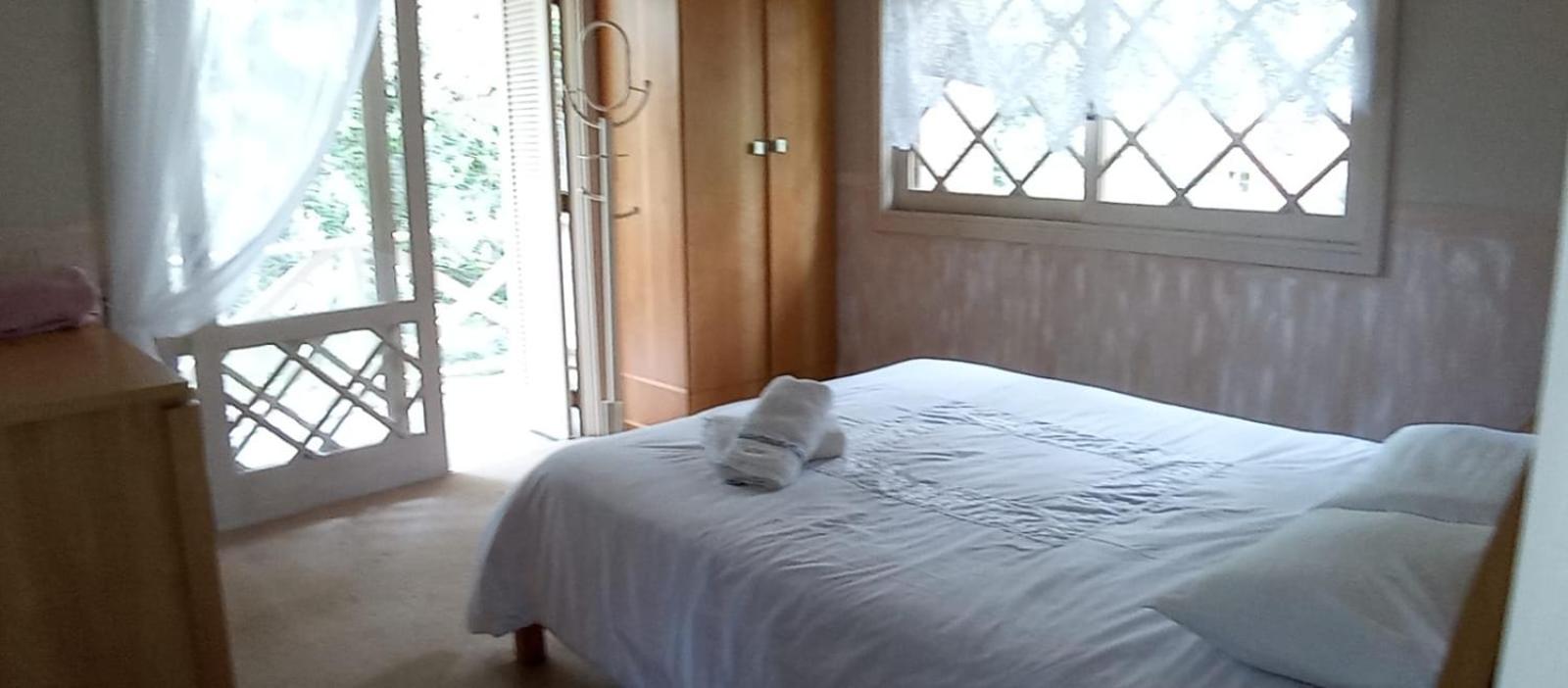 Casa do Bosque, espaçosa e confortável em condominio espetacular, 5 min centro!