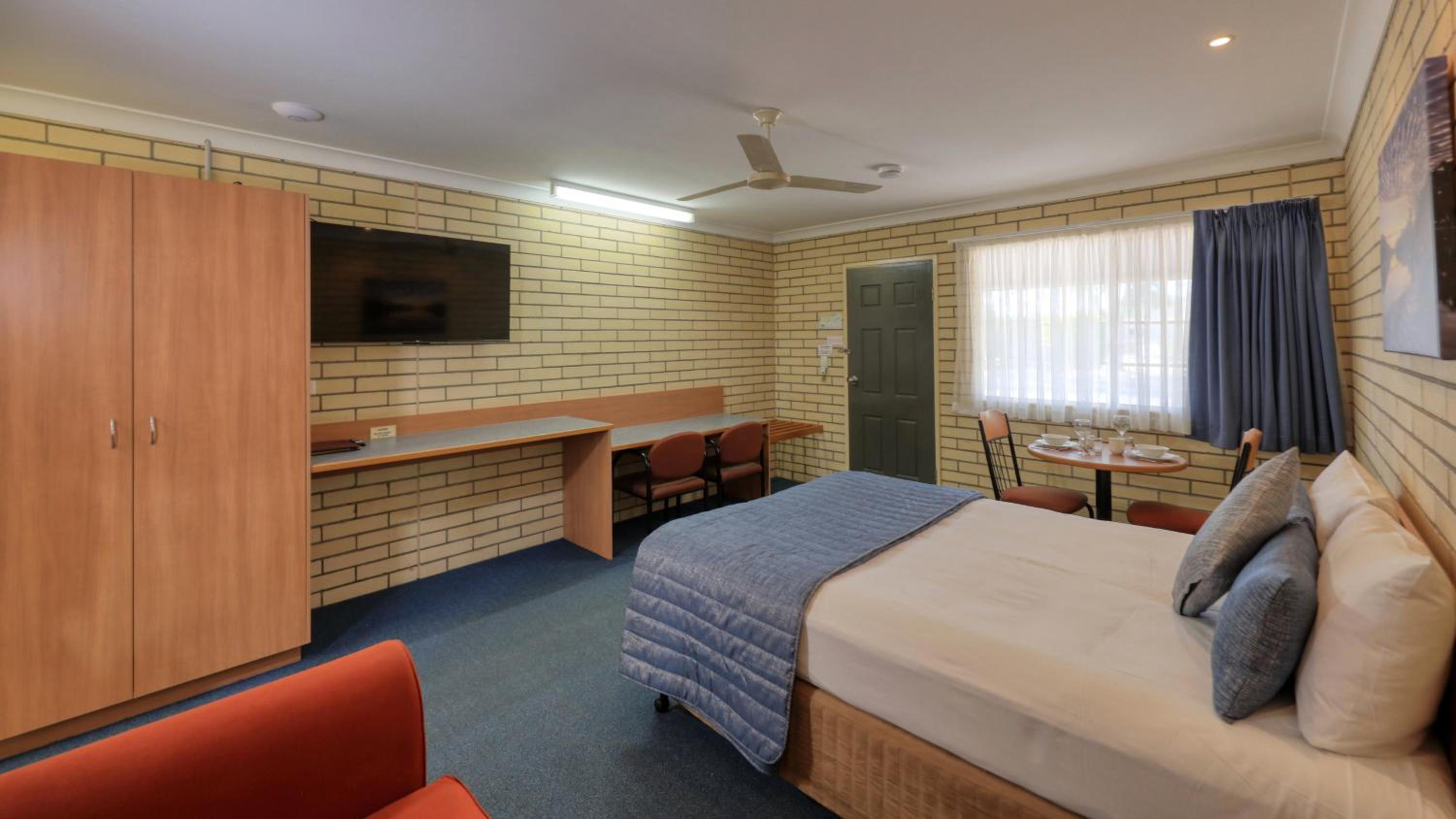 Riverland Motor Inn