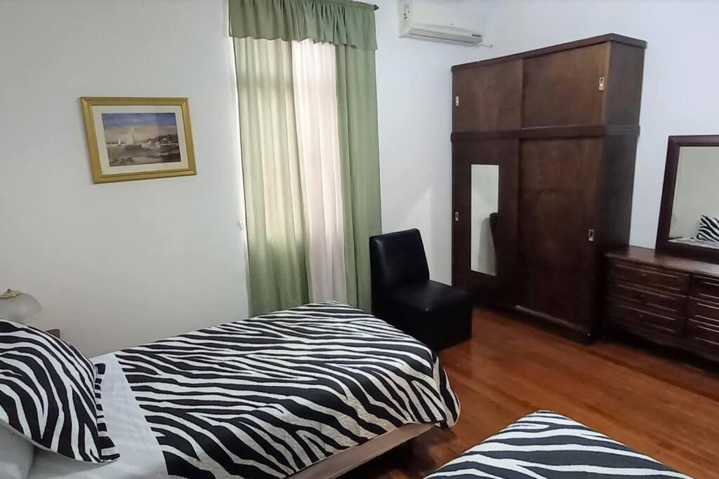 ¡Tu refugio acogedor en pleno centro de Buenos Aires!