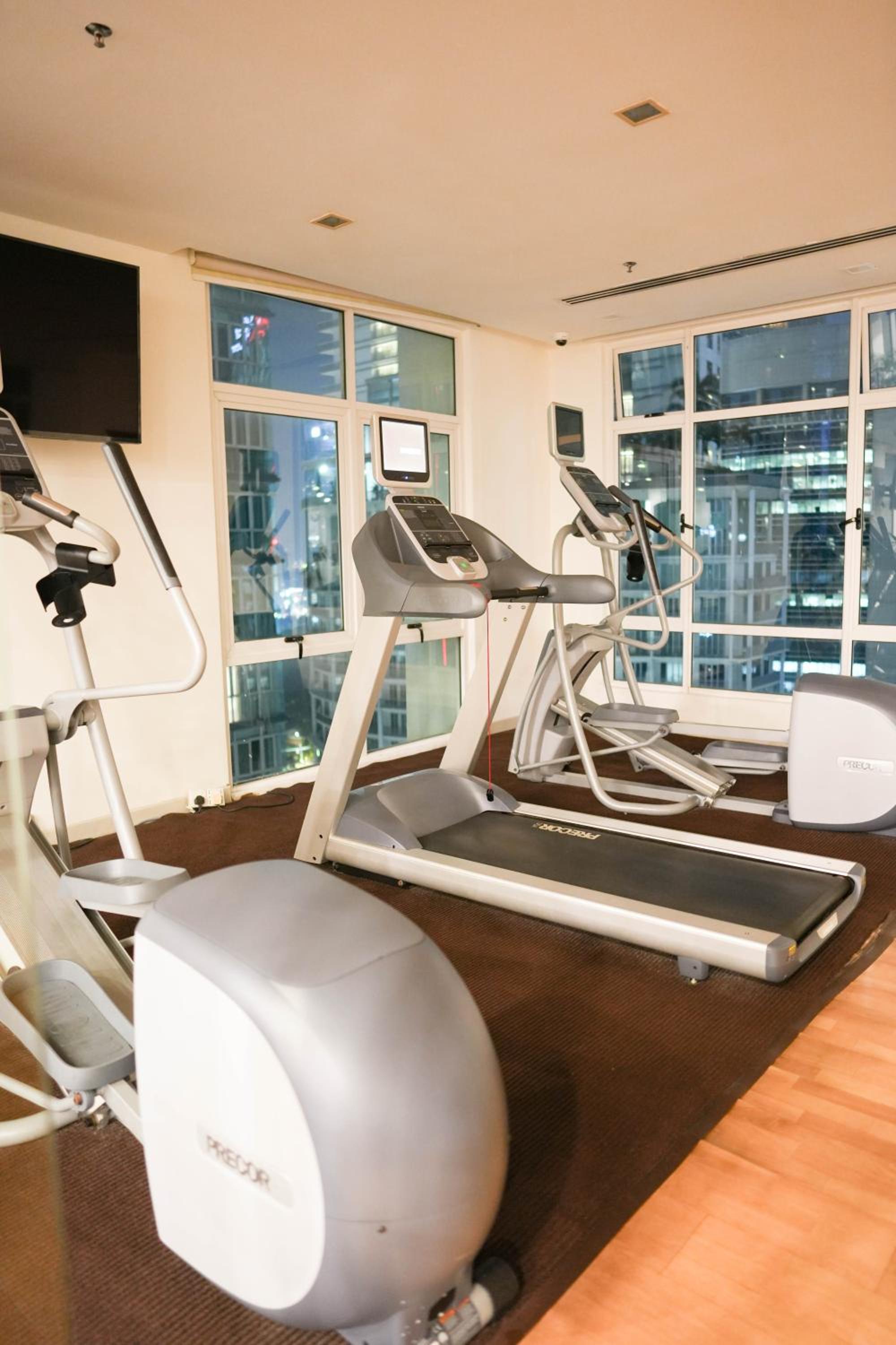 400m to KLCC Bukit Bintang Pavillion KLCC LRT walking distance Lot 163 Zenglo