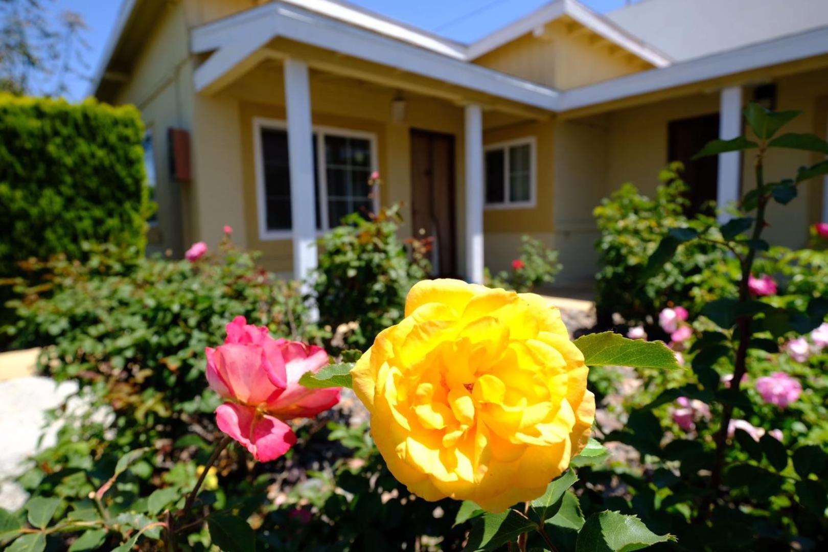 Hemet Vacations - Royal Inn and Suites - Property Image 14