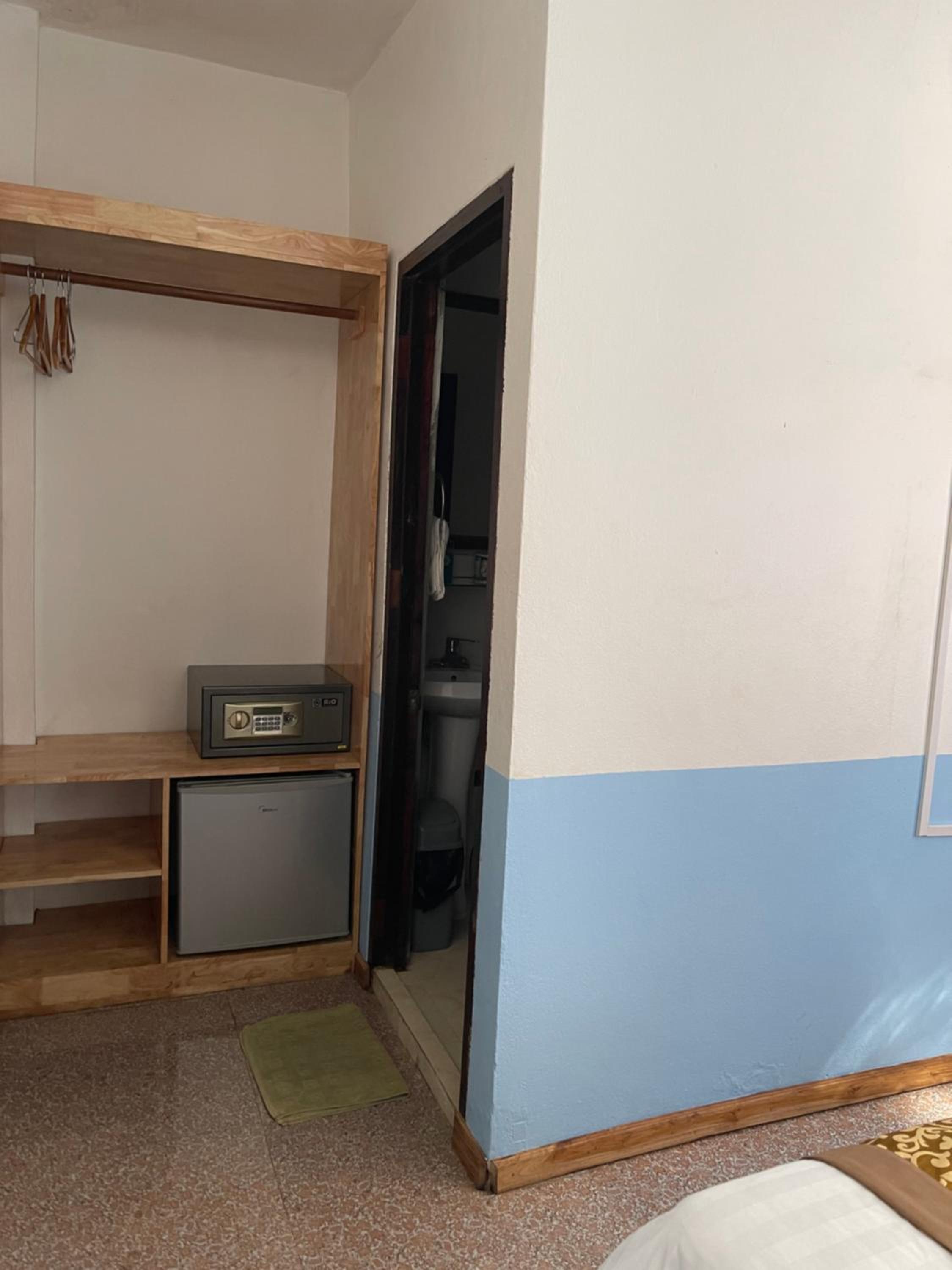 Photo 18