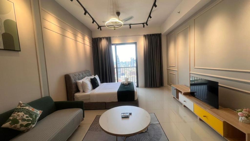 The Platinum Suites By Cozy Haven